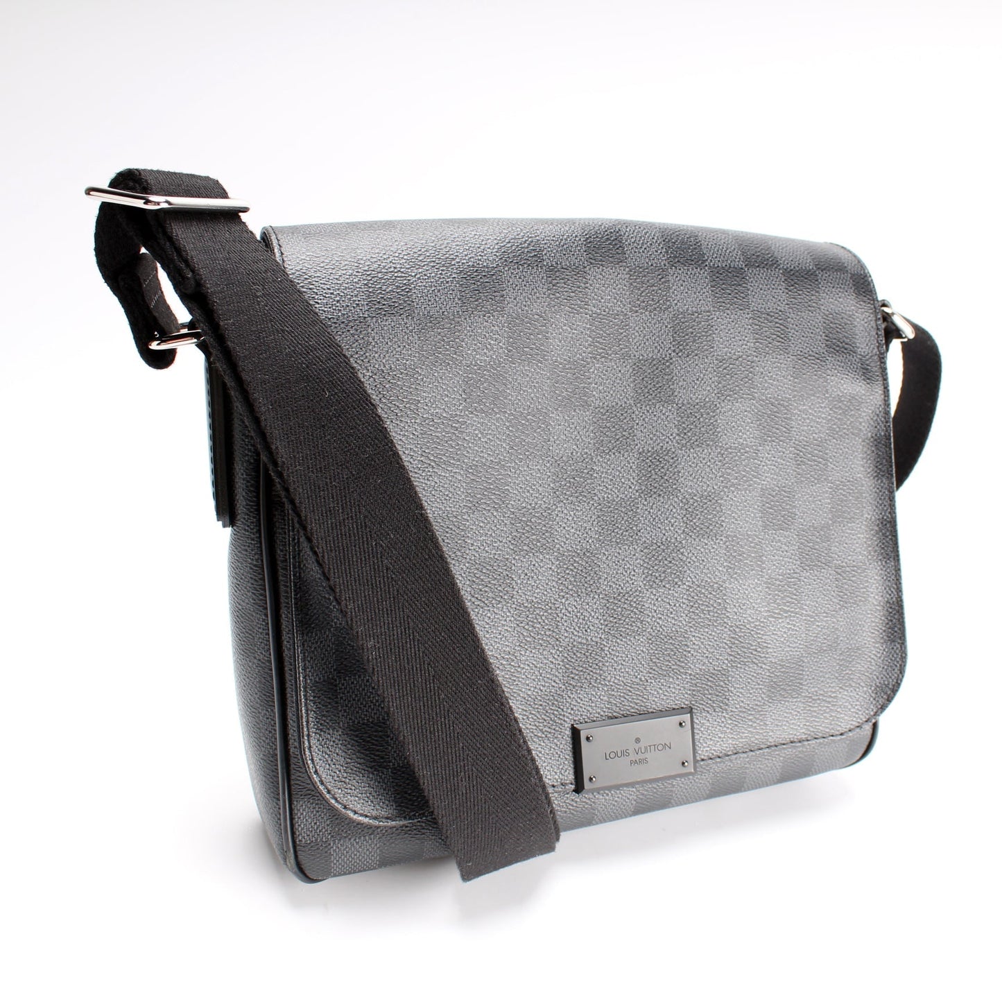 Louis Vuitton District PM Damier Graphite