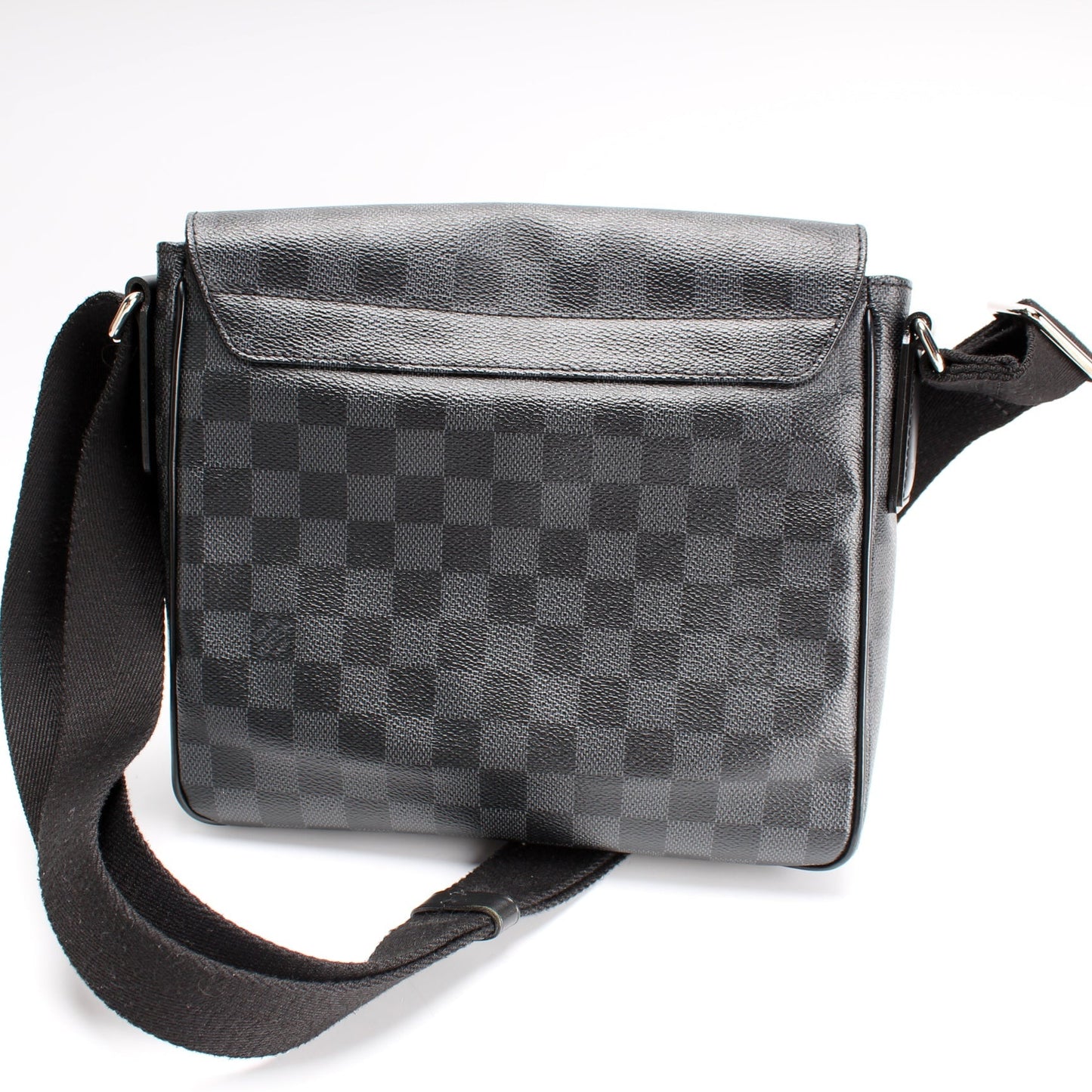 Louis Vuitton District PM Damier Graphite