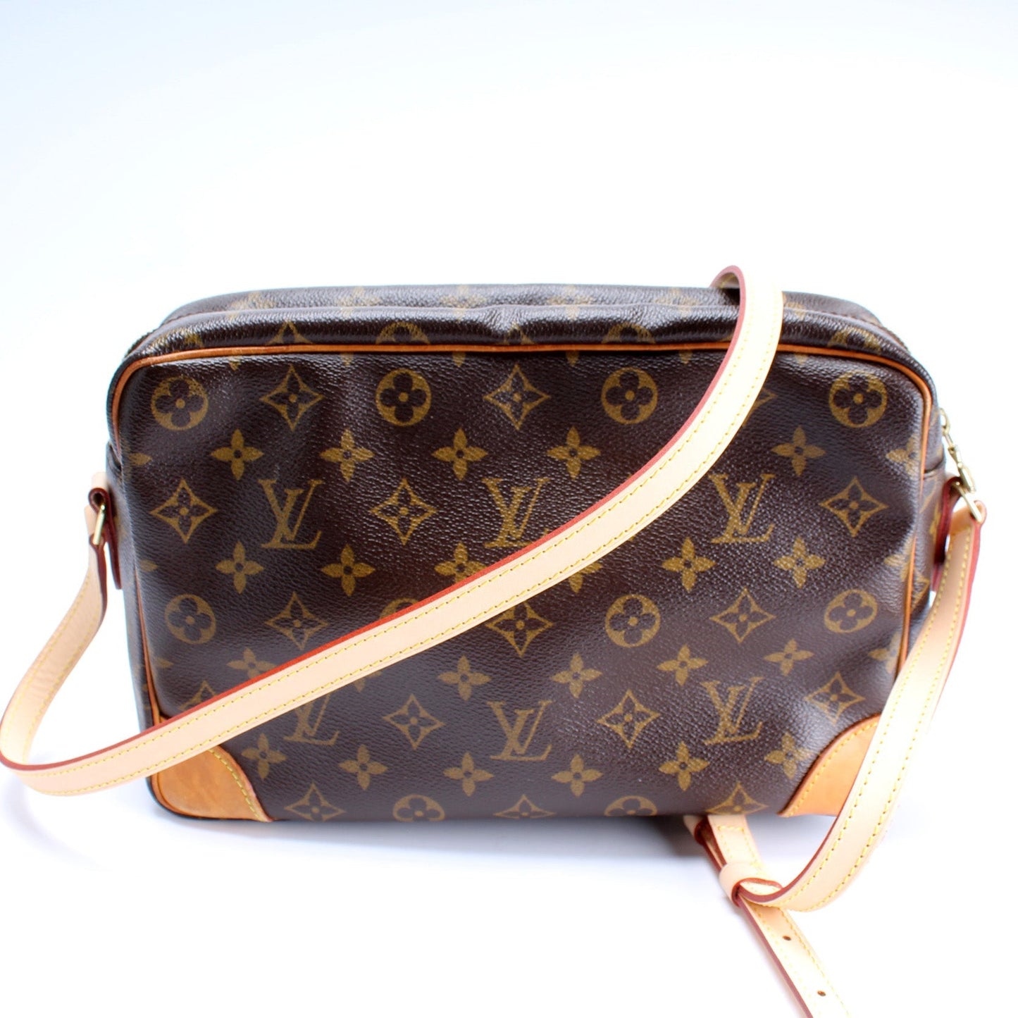 Louis Vuitton Trocadero 30 Monogram