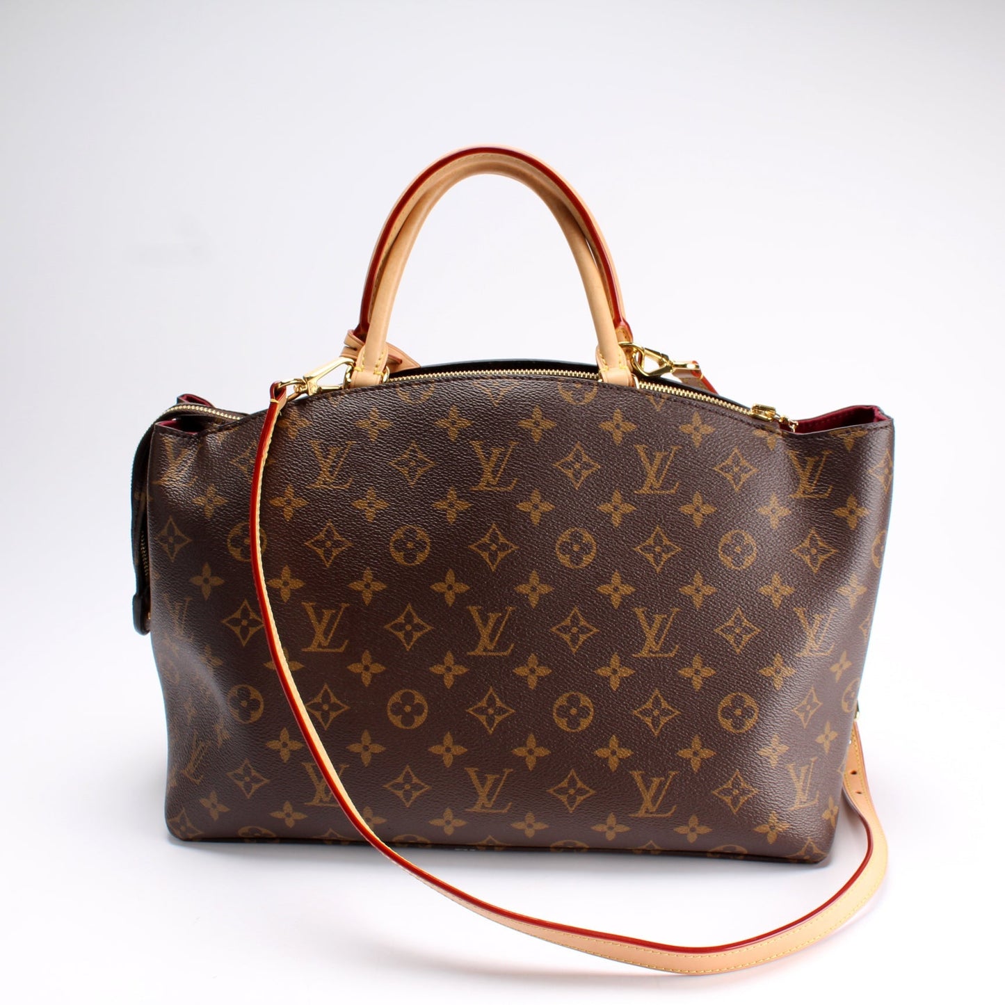 Louis Vuitton Grand Palais Monogram