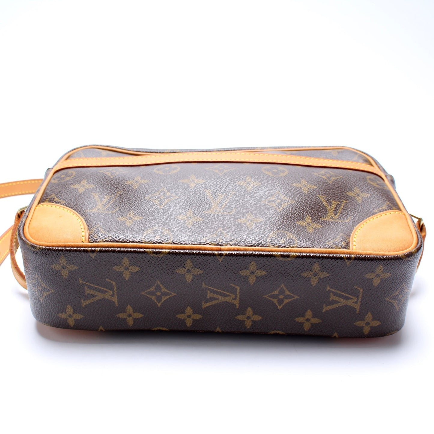 Louis Vuitton Trocadero 27 Monogram