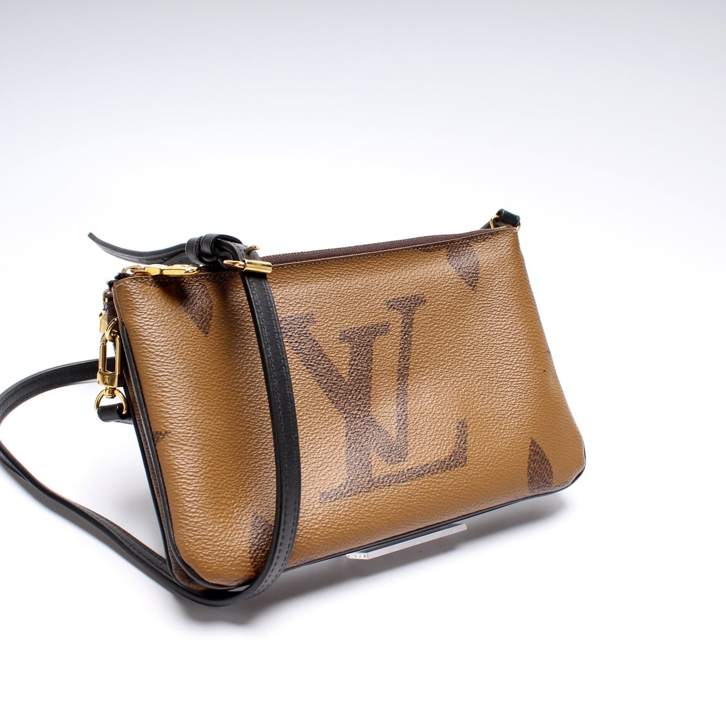 Louis Vuitton Double Zip Pochette Giant Reverse Monogram