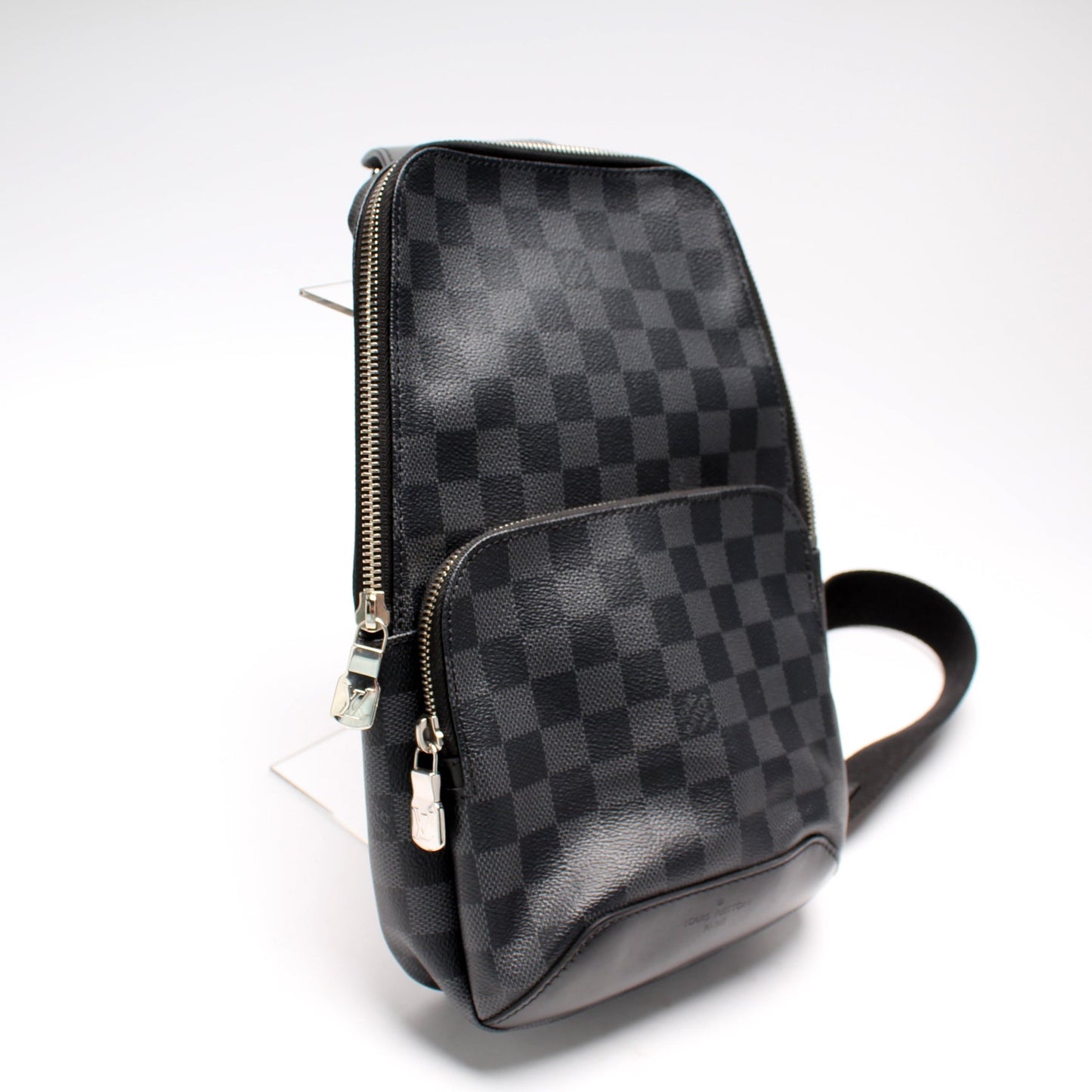 Louis Vuitton Avenue Sling Bag Damier Graphite
