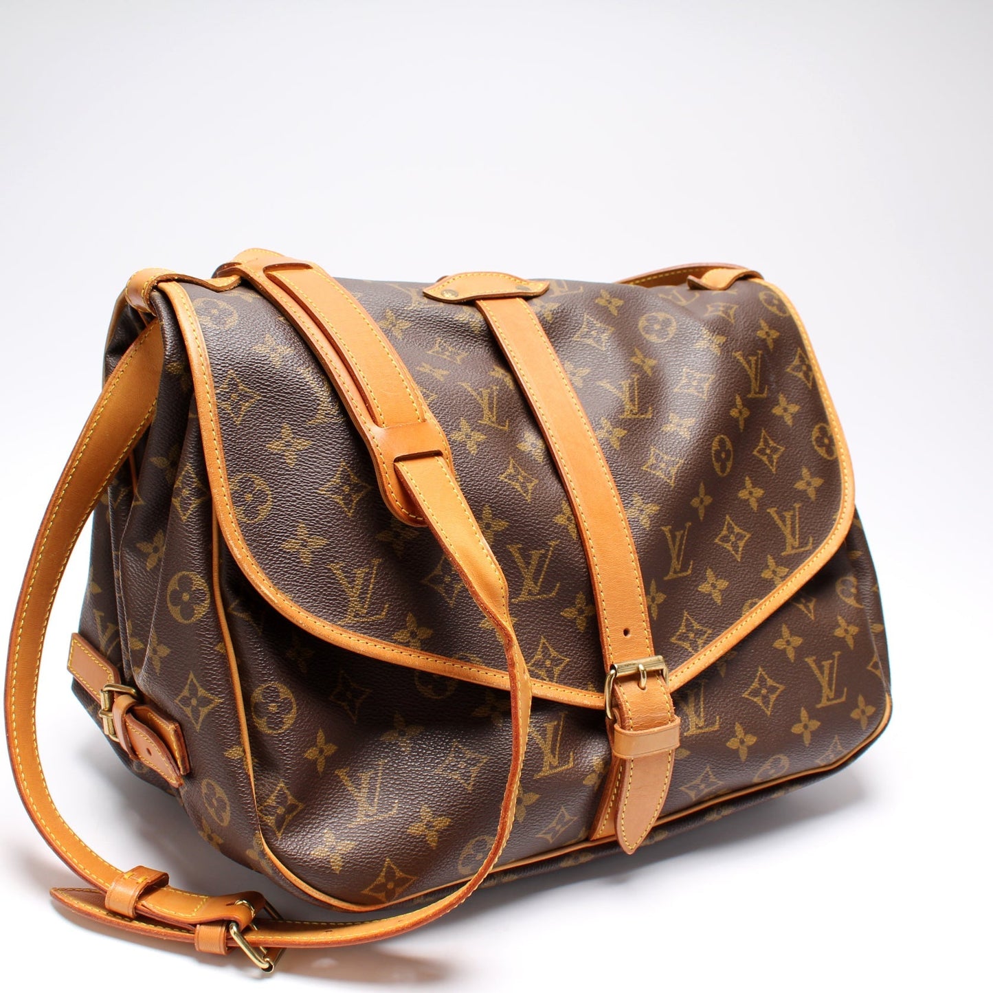 Louis Vuitton Saumar 35 Monogram