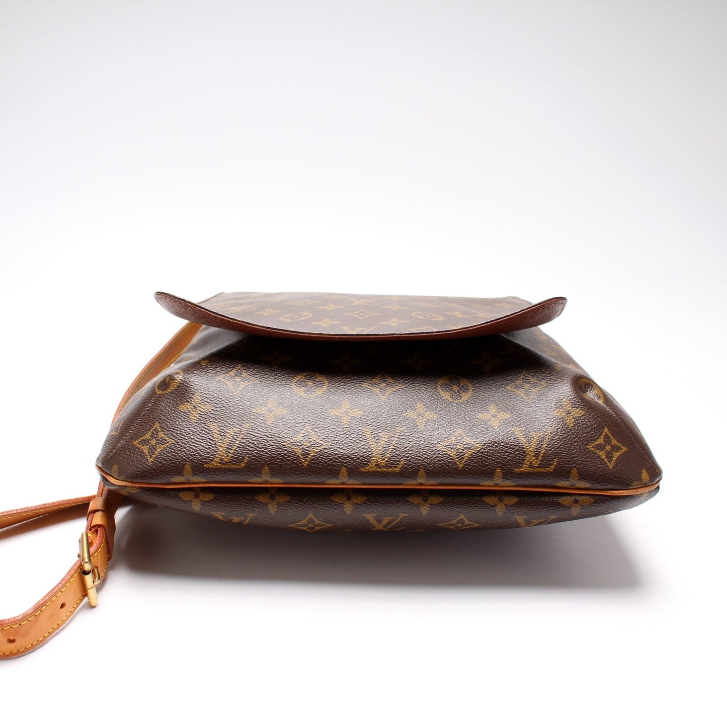 Louis Vuitton Musette Messenger Monogram