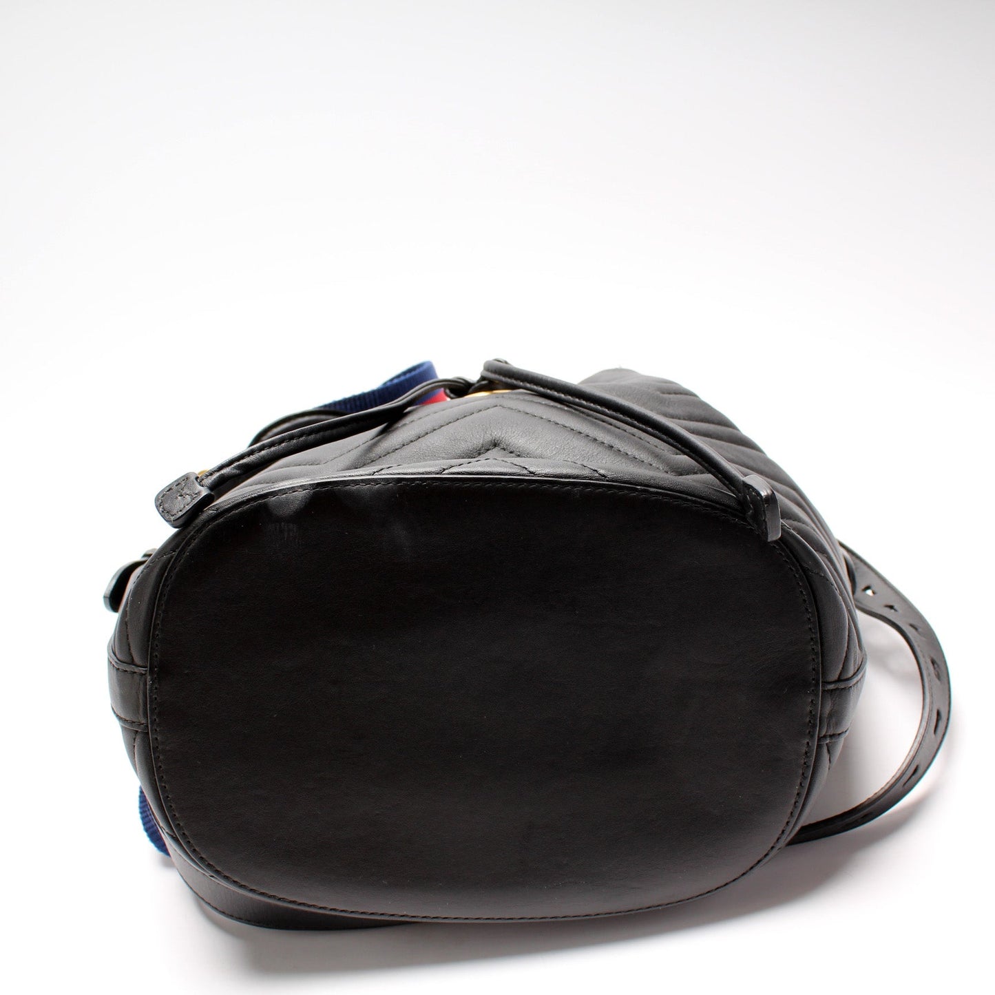 Gucci 476674 GG Marmont Bucket Bag