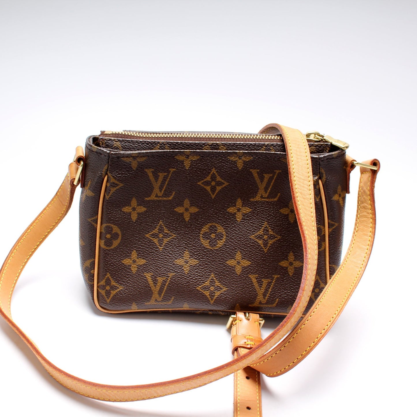 Louis Vuitton Viva Cite PM Monogram