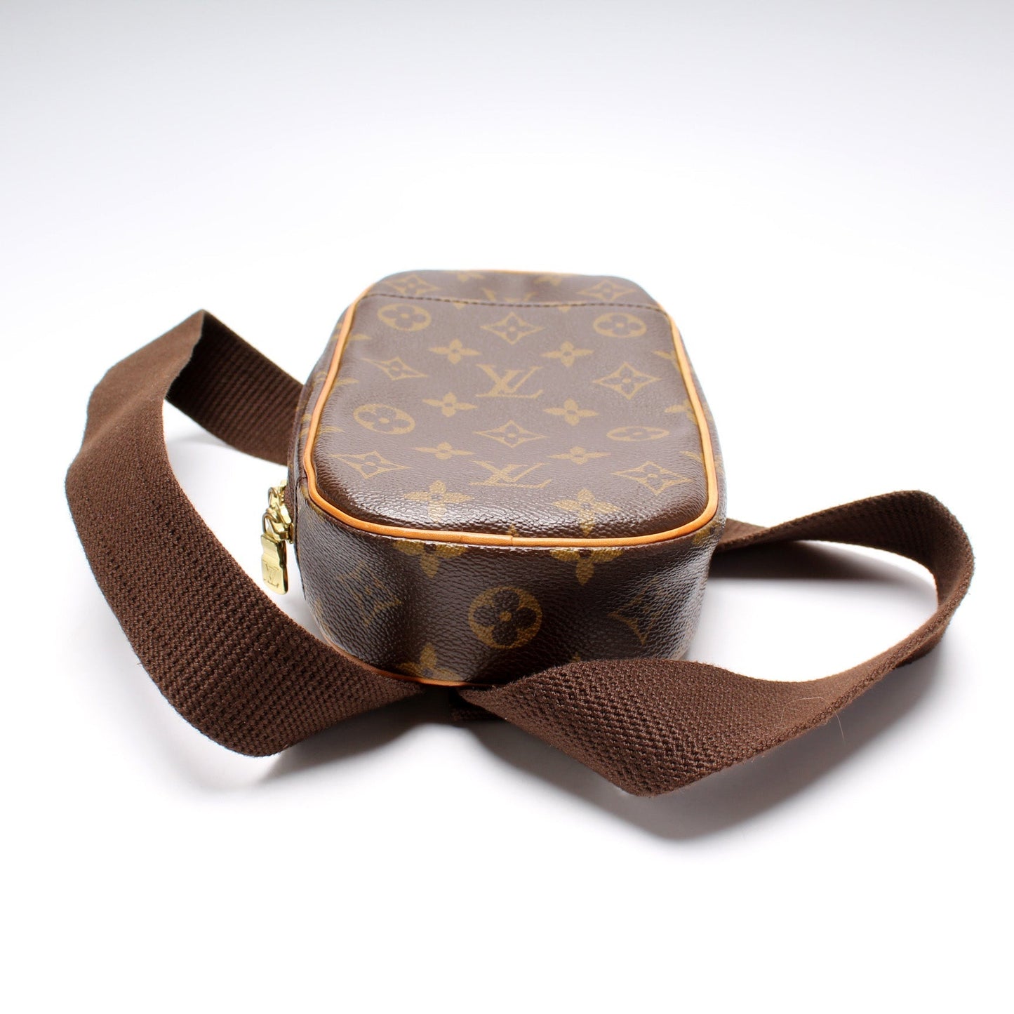 Louis Vuitton Pochette Gange Monogram