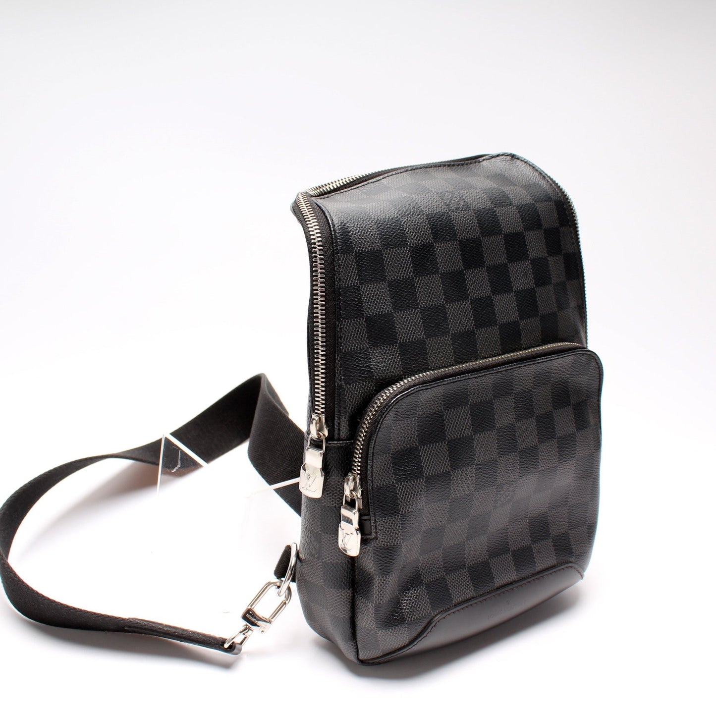 Louis Vuitton Avenue Sling Bag Damier Graphite