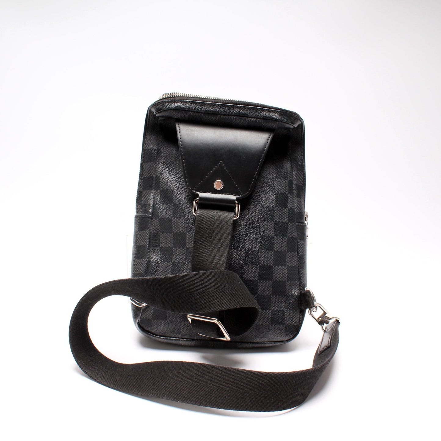 Louis Vuitton Avenue Sling Bag Damier Graphite