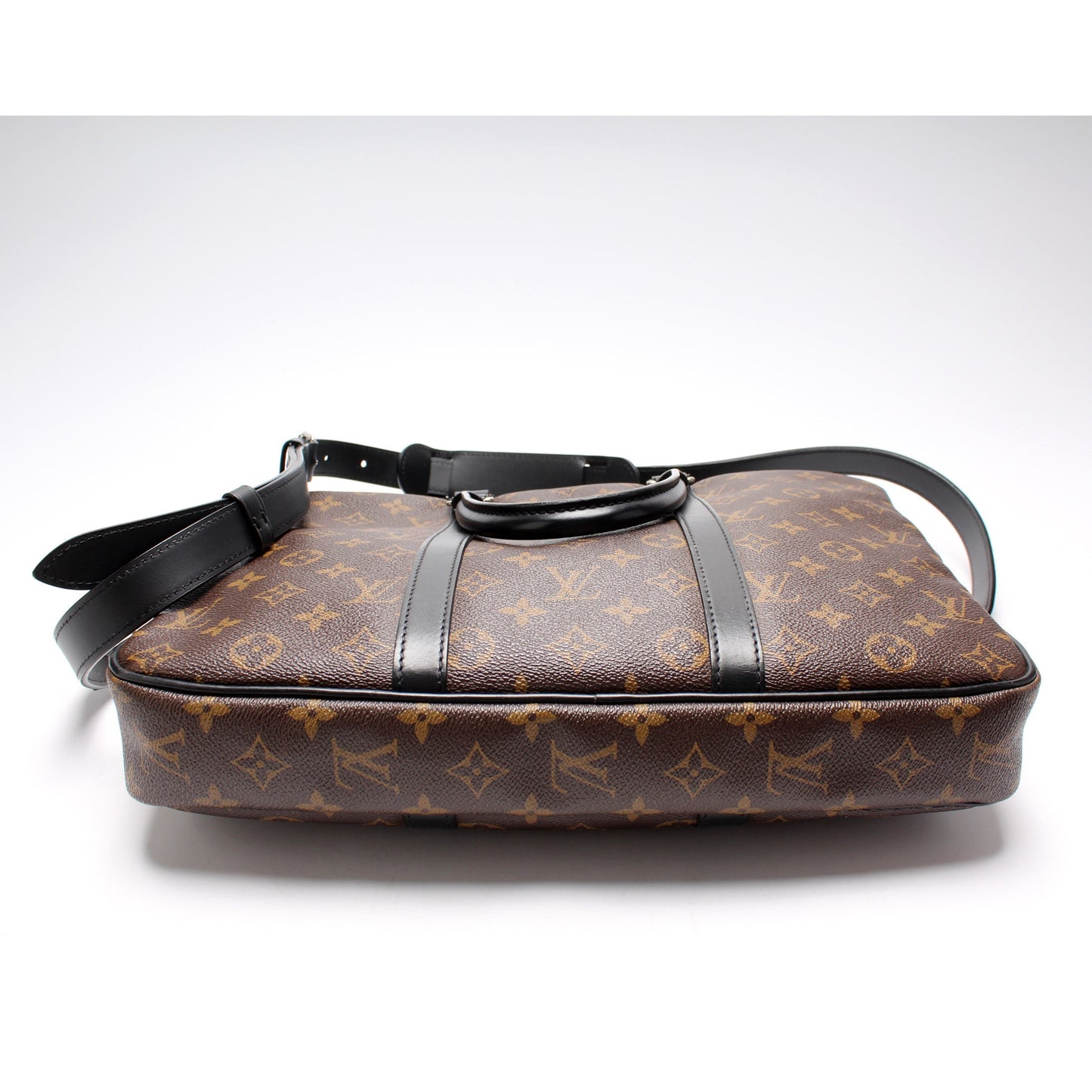 Louis Vuitton Porte Documents Voyage PM Macassar