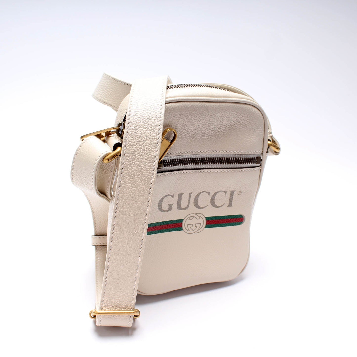 Gucci 574803 Retro Logo Small Messenger Bag