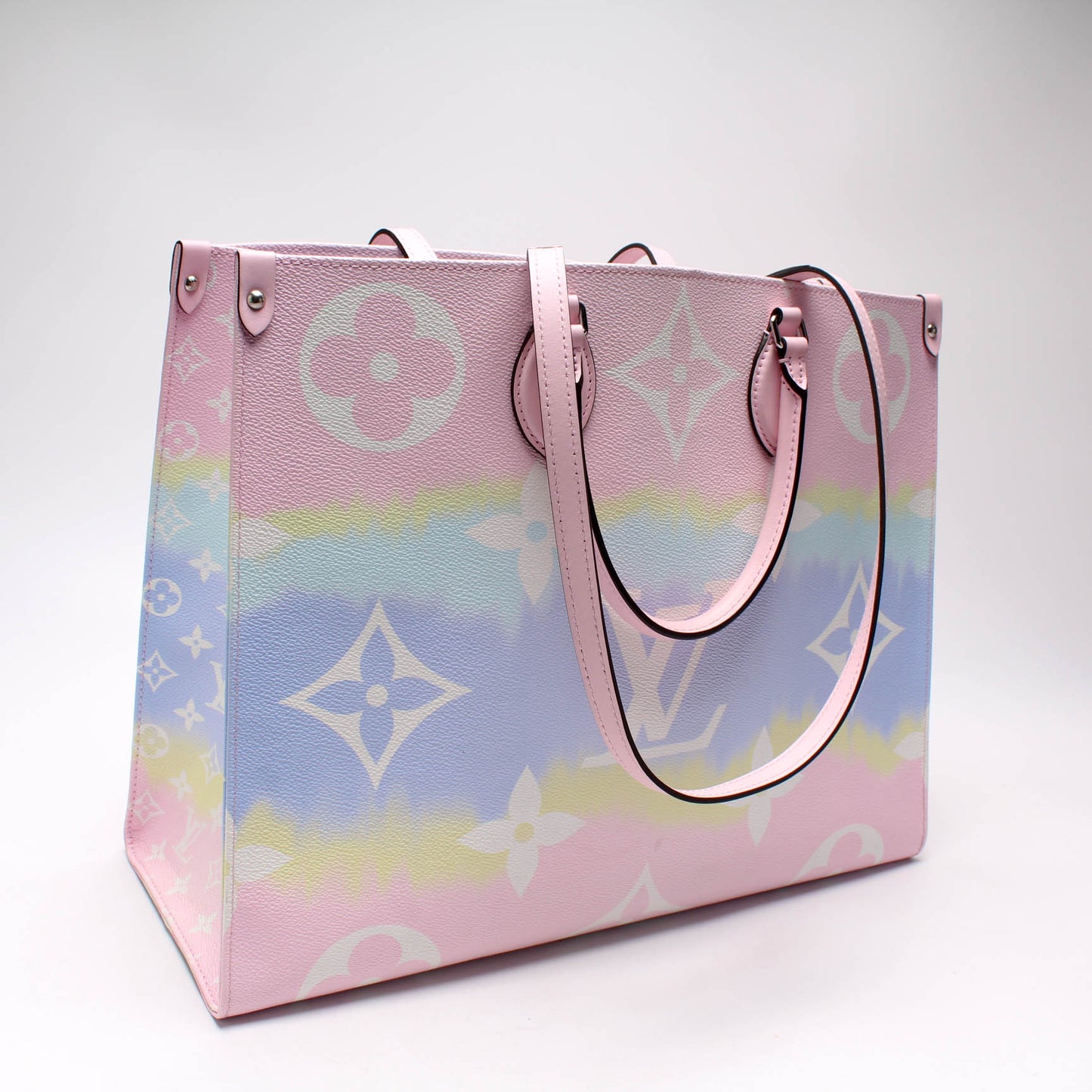Louis Vuitton ONTHEGO GM Escale