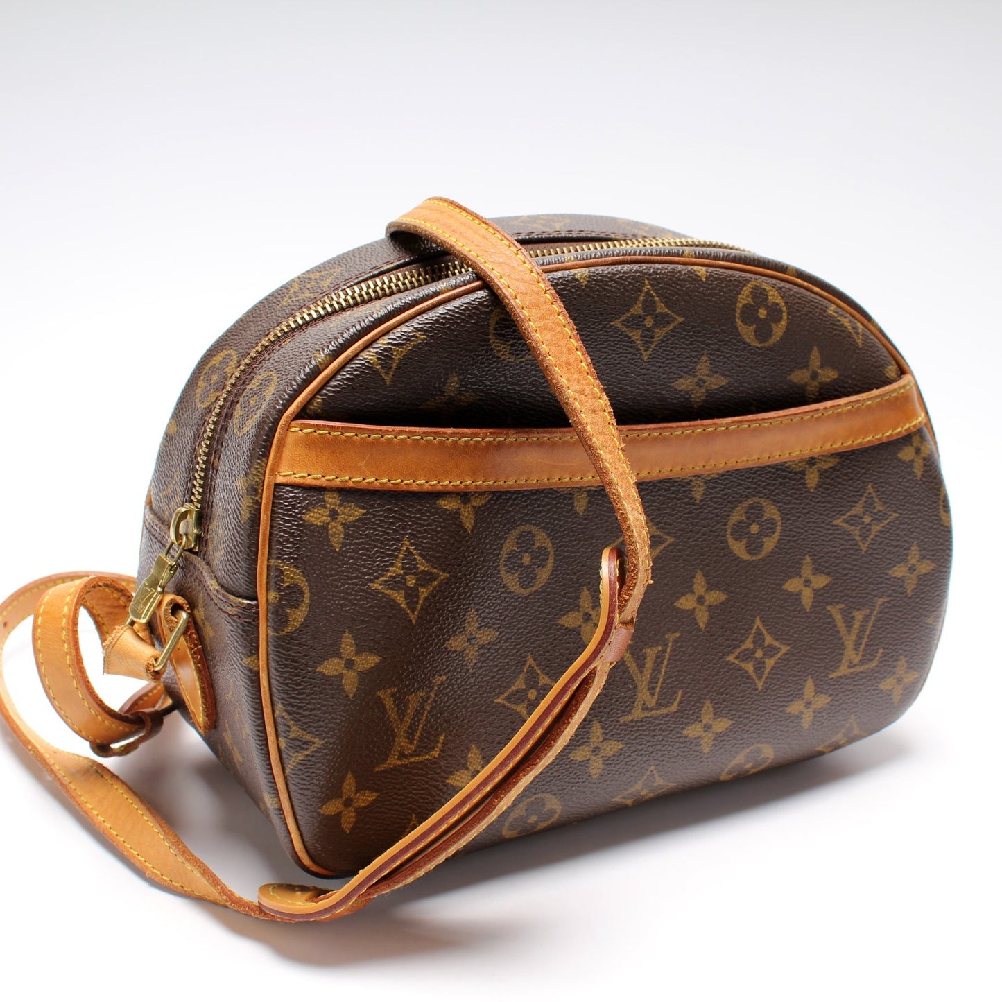 Louis Vuitton Blois Crossbody Monogram
