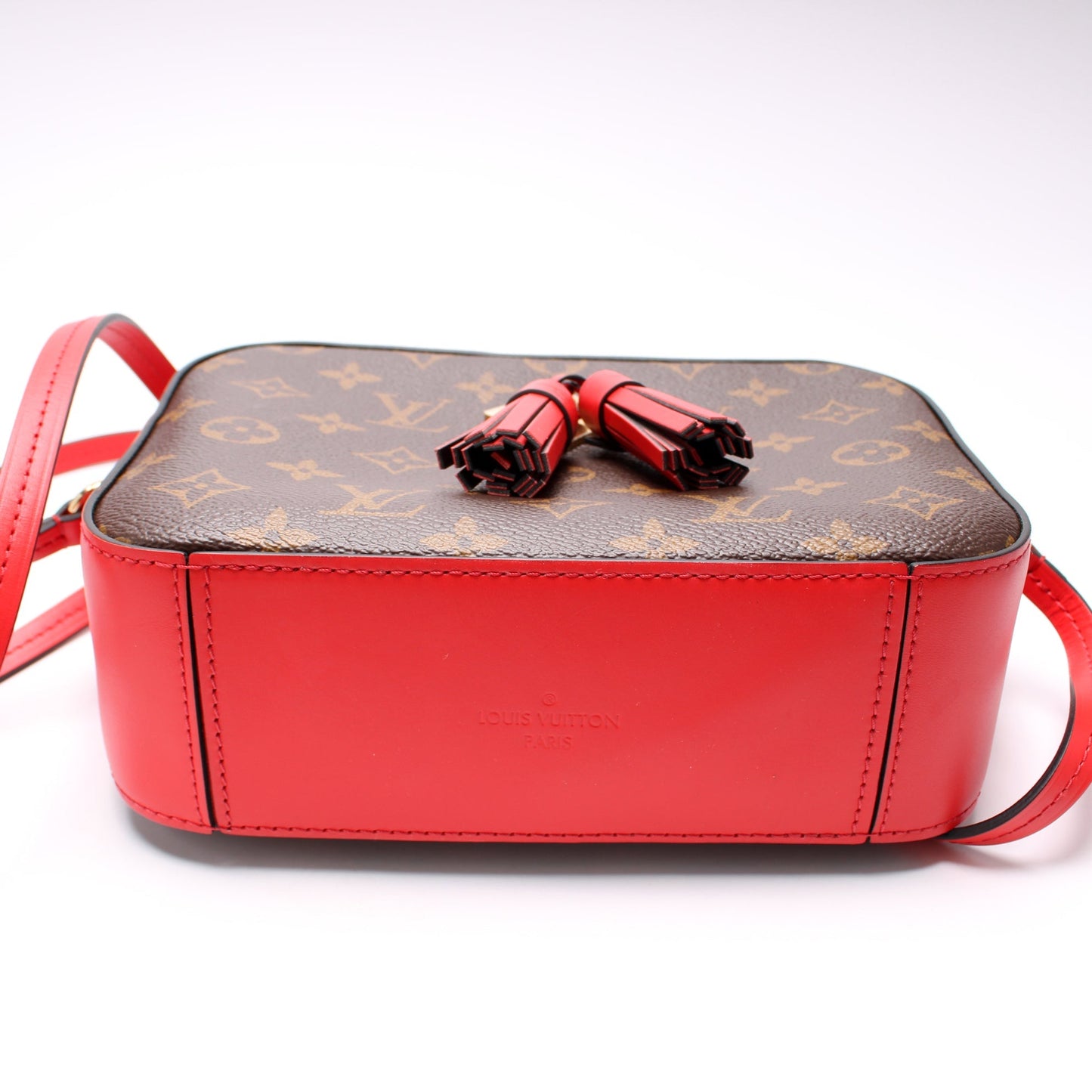 Louis Vuitton Saintonge Monogram