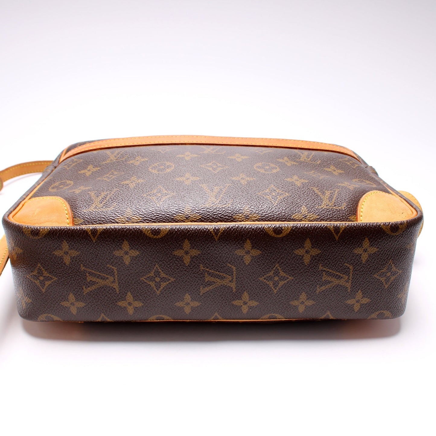Louis Vuitton Trocadero 30 Monogram