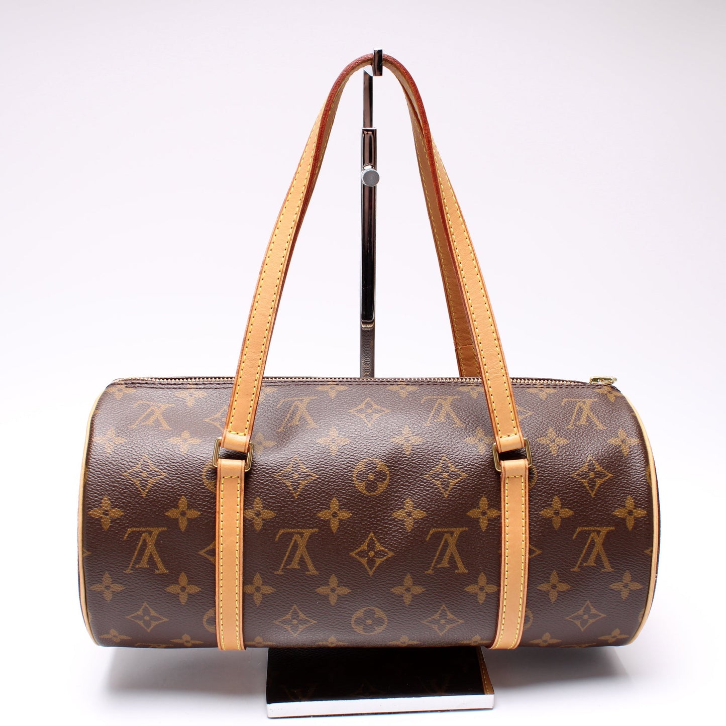 Louis Vuitton Papillon 30 11.5 W/ Pouch Monogram