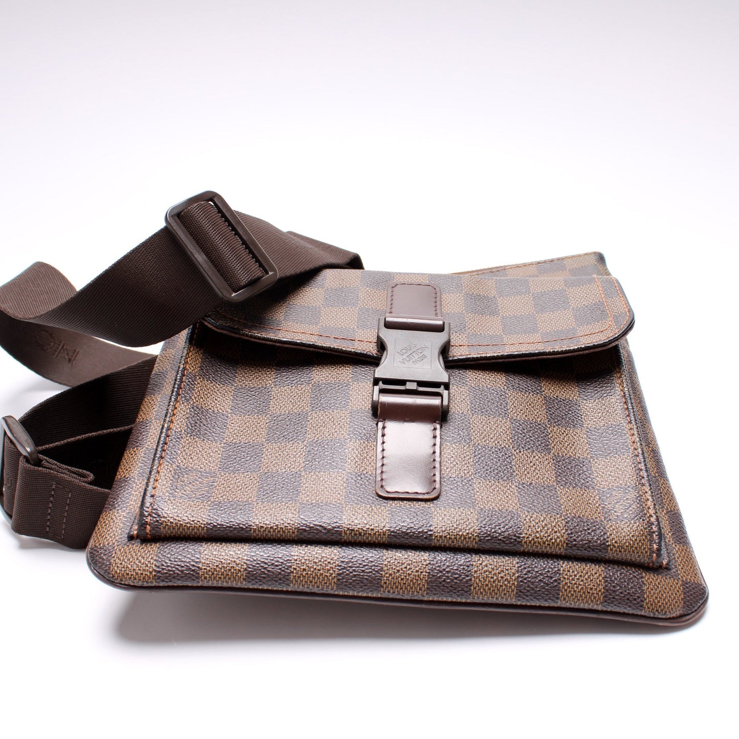 Louis Vuitton Pochette Meille Damier Ebene