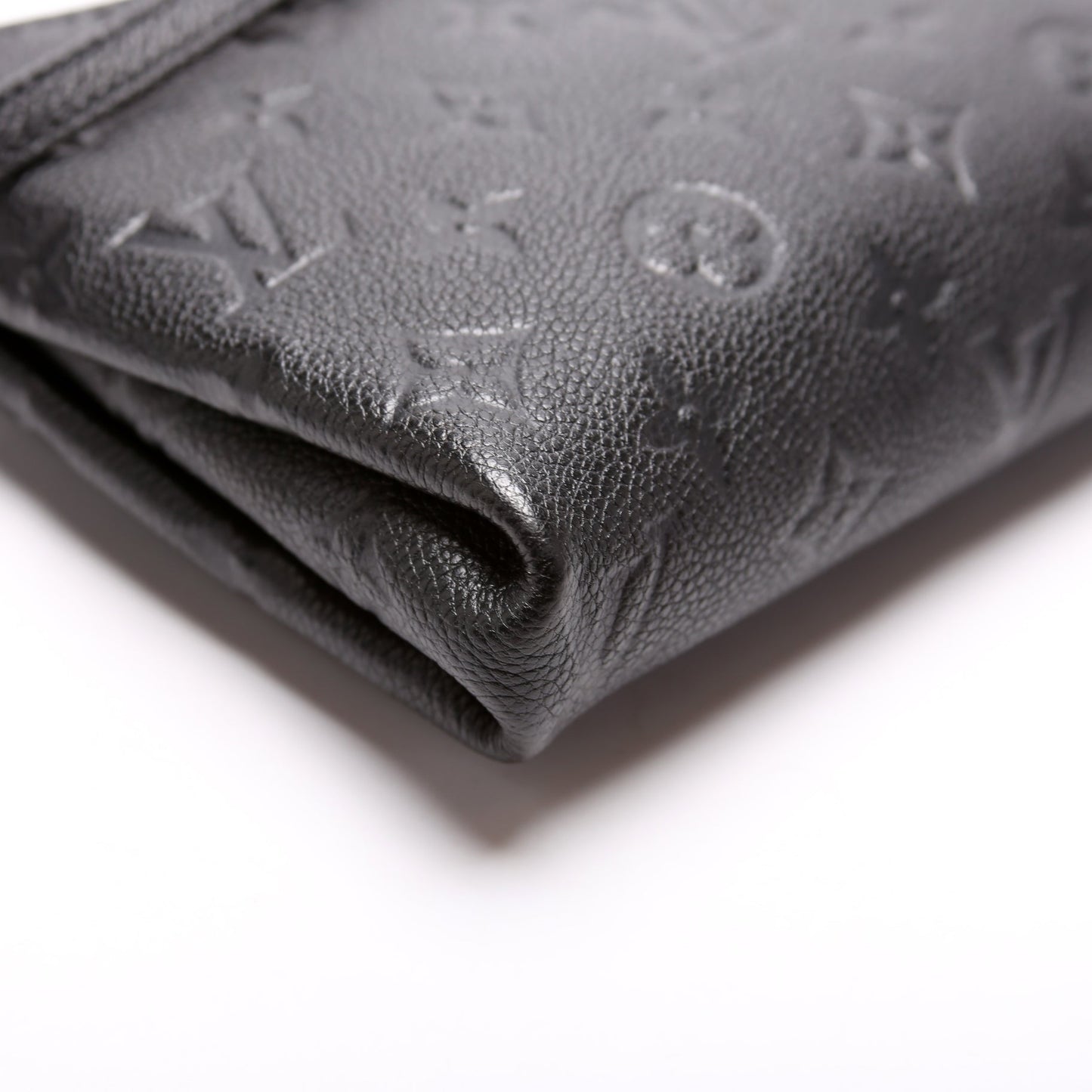 Louis Vuitton Pallas Clutch Uniformes Empreinte