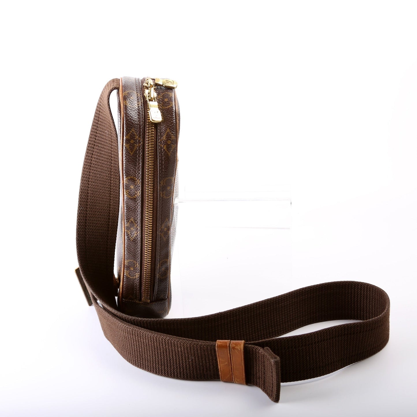 Louis Vuitton Pochette Gange Monogram
