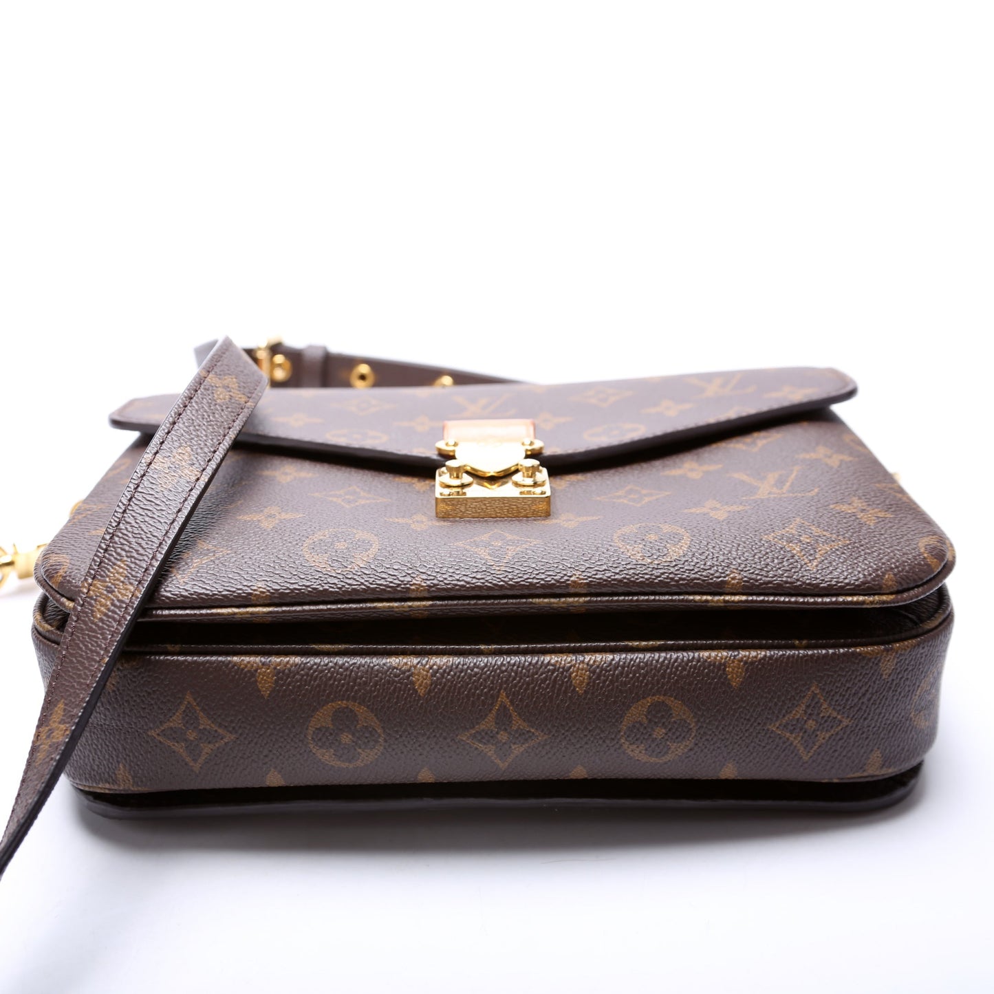 Louis Vuitton Pochette Metis Monogram