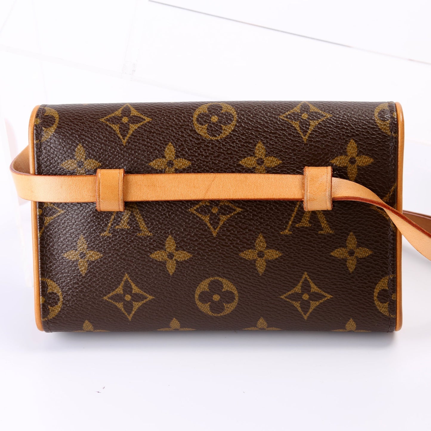 Louis Vuitton Pochette Florentine Monogram