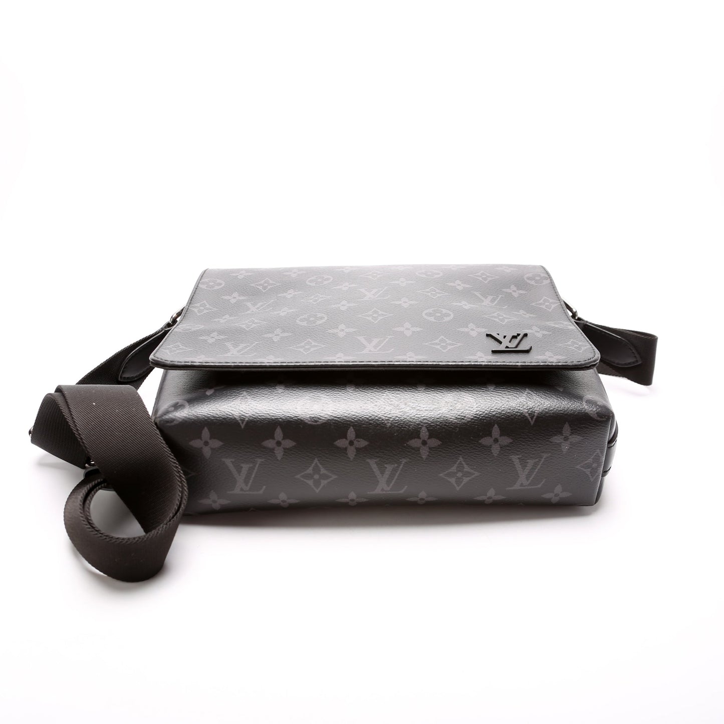 Louis Vuitton District PM Monogram Eclipse