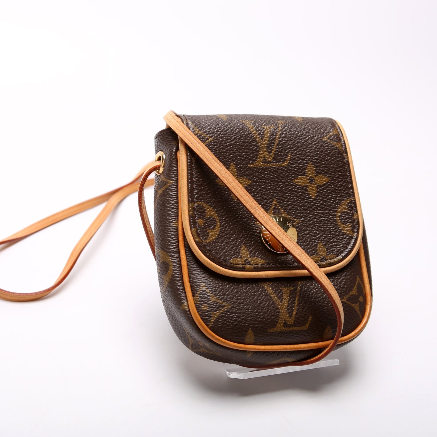 Louis Vuitton Pochette Cancun Crossbody Monogram
