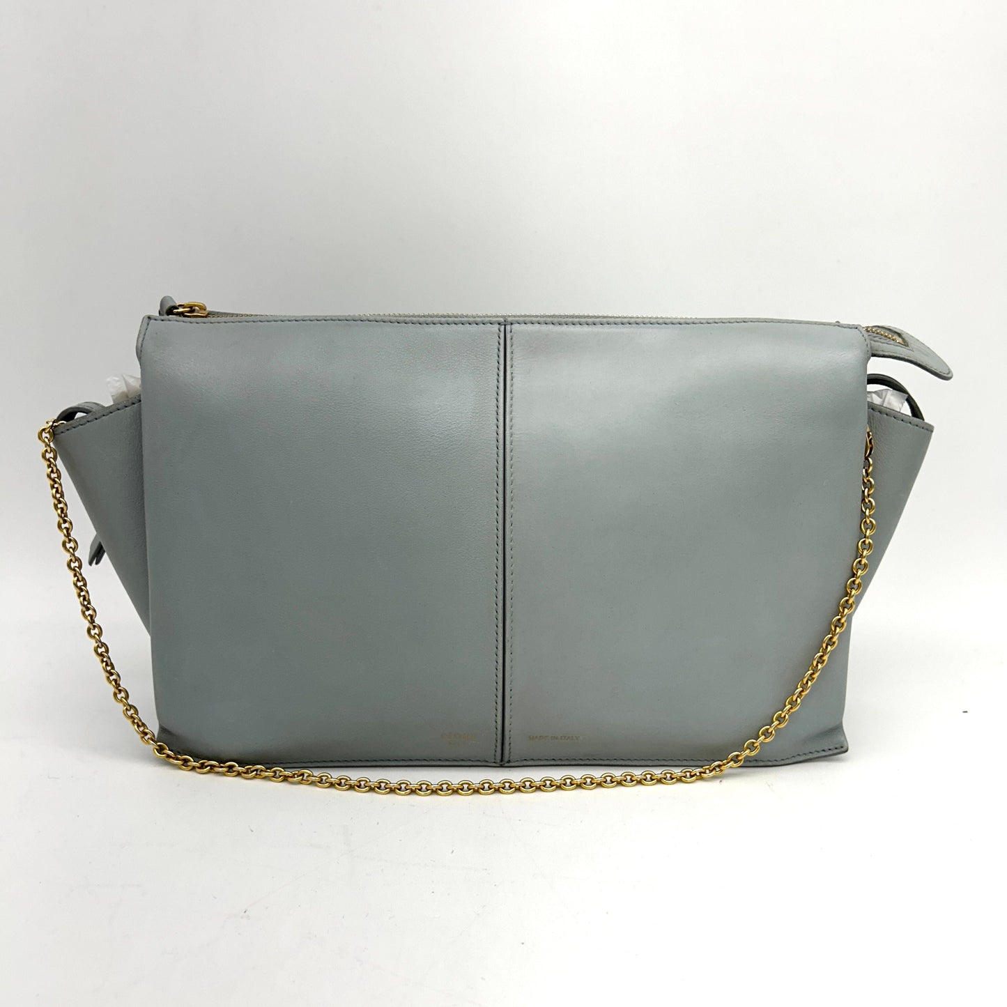 Luxury CELINE Smooth Calfskin Tri-Fold Clutch on Chain Cloud LA22937