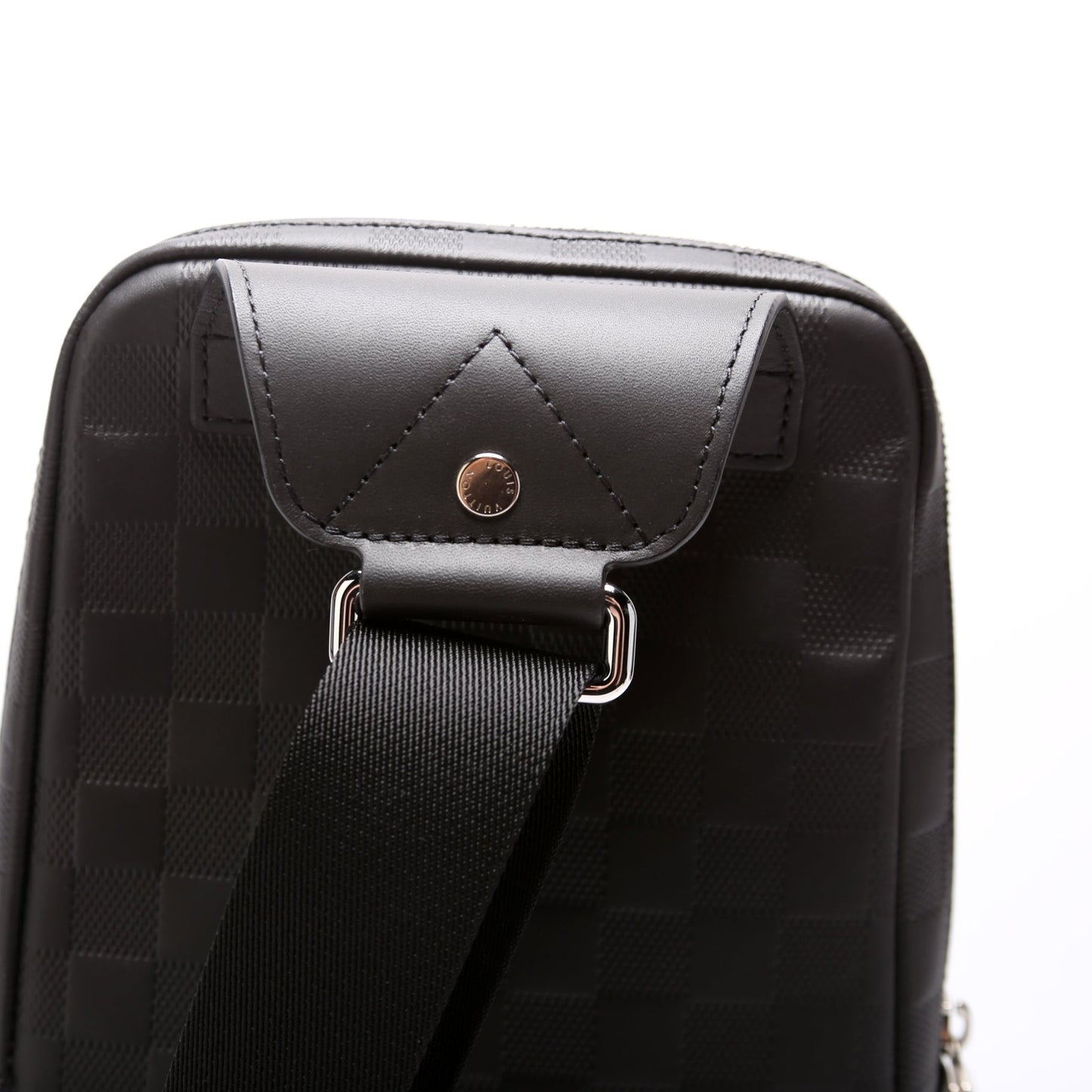 Louis Vuitton Avenue Sling Bag Infini Leather