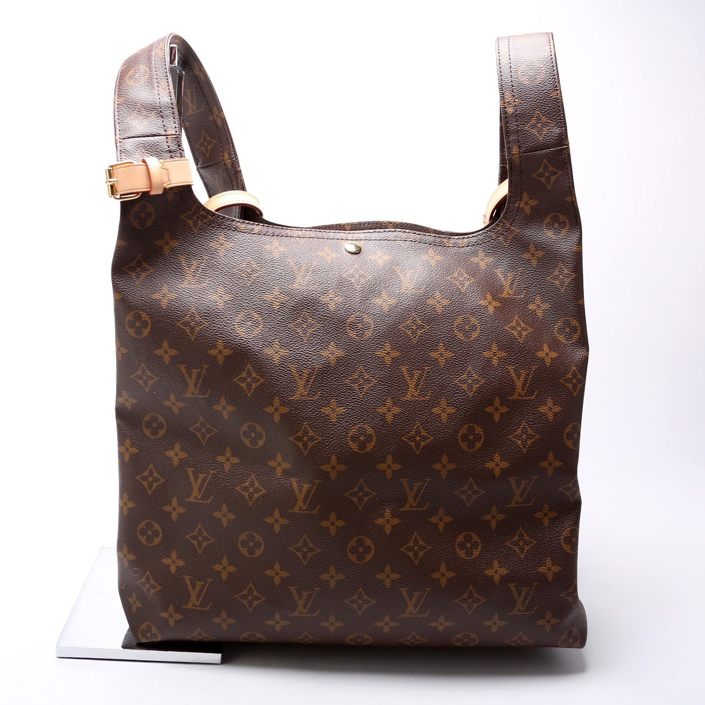 Louis Vuitton Atlantis GM Monogram
