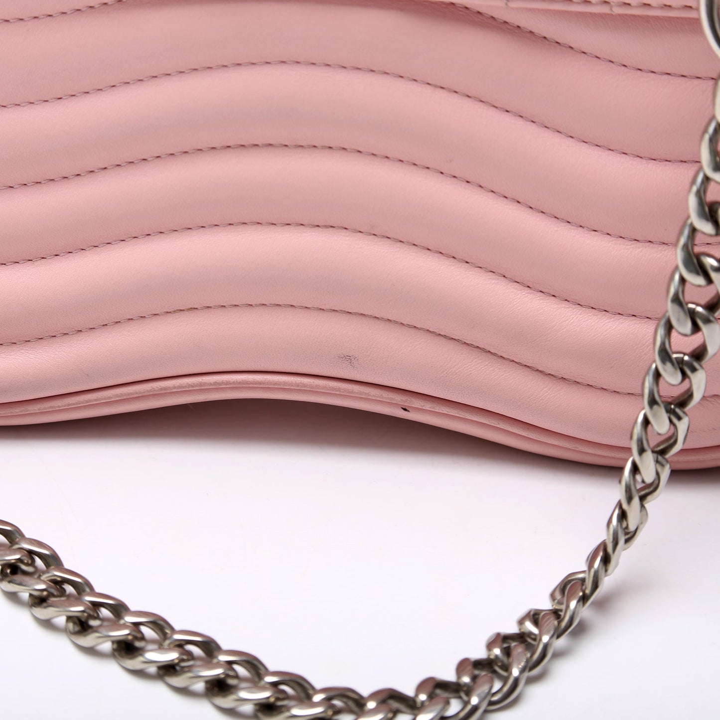 Louis Vuitton New Wave Chain MM