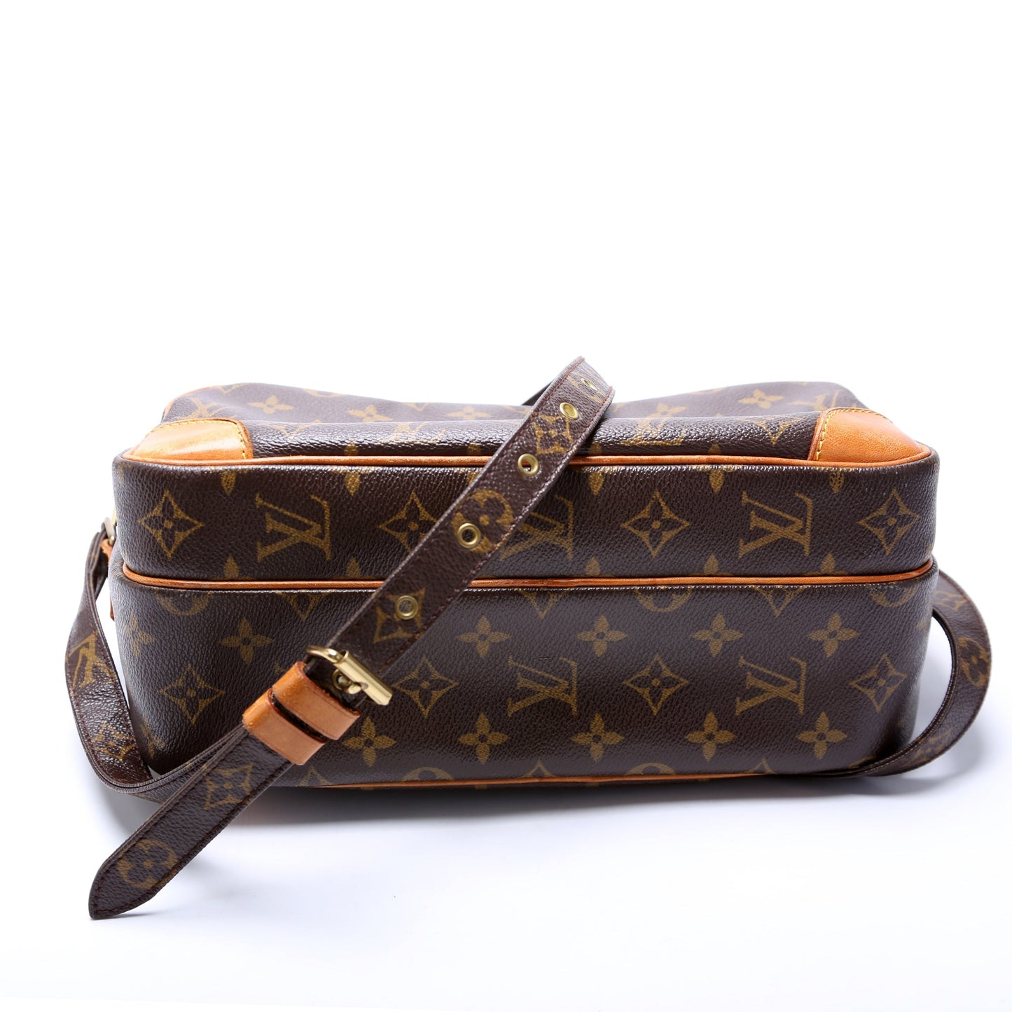 Louis Vuitton Nil Monogram