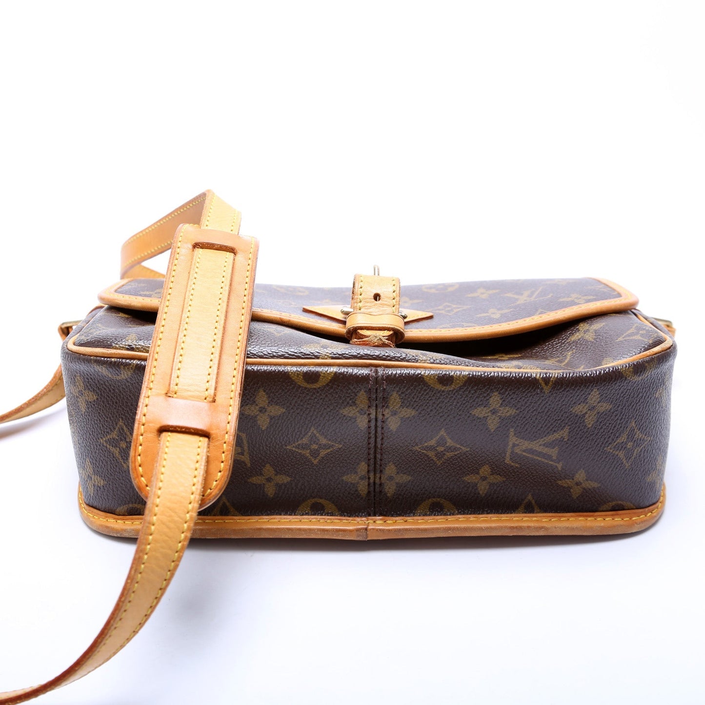 Louis Vuitton Sologne Monogram