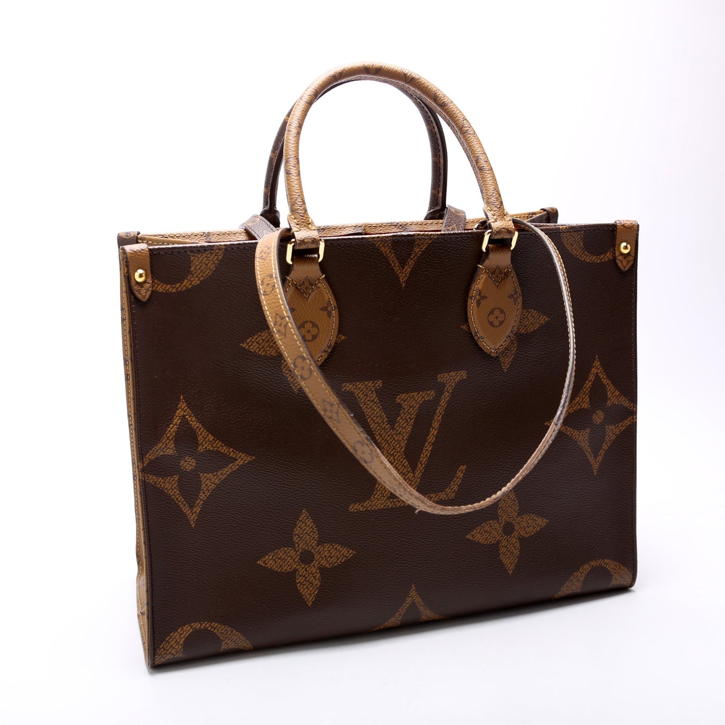 Louis Vuitton ONTHEGO MM Monogram Reverse