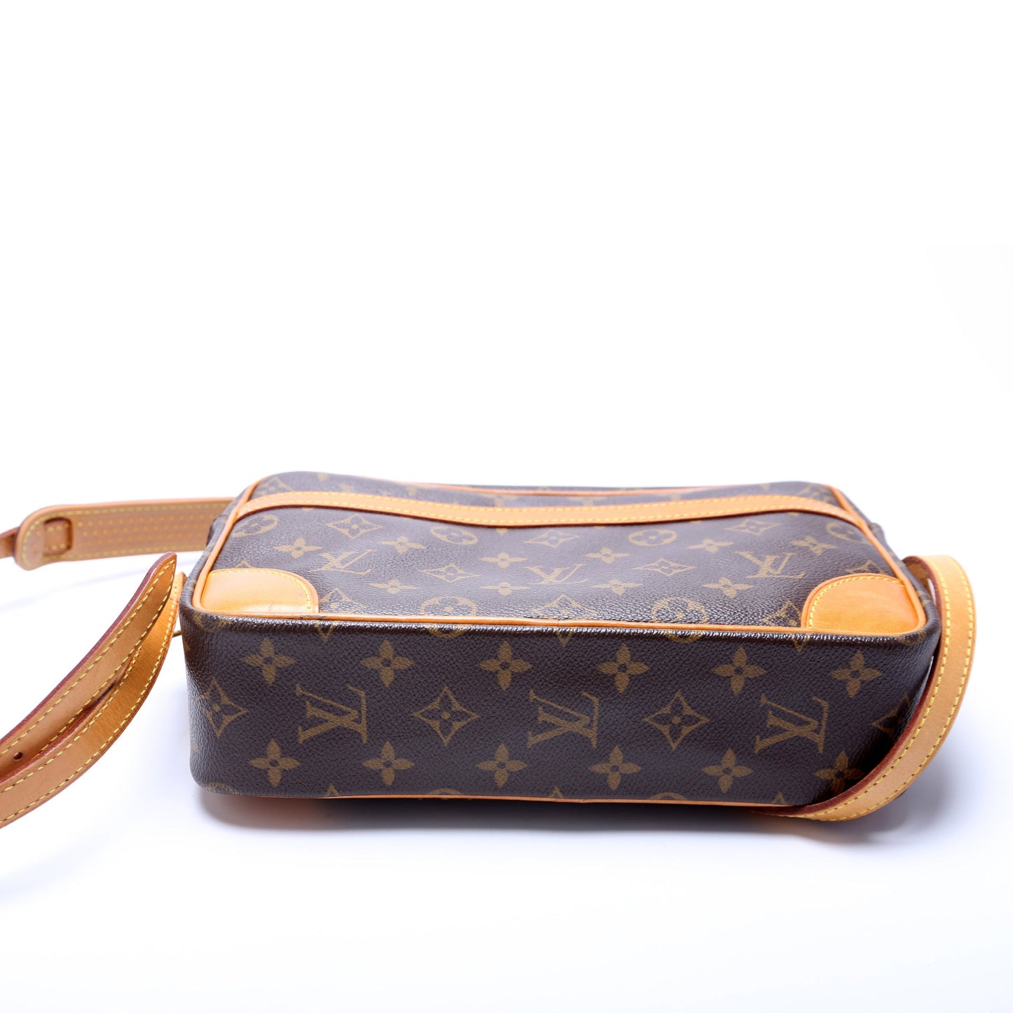 Louis Vuitton Trocadero 27 Monogram