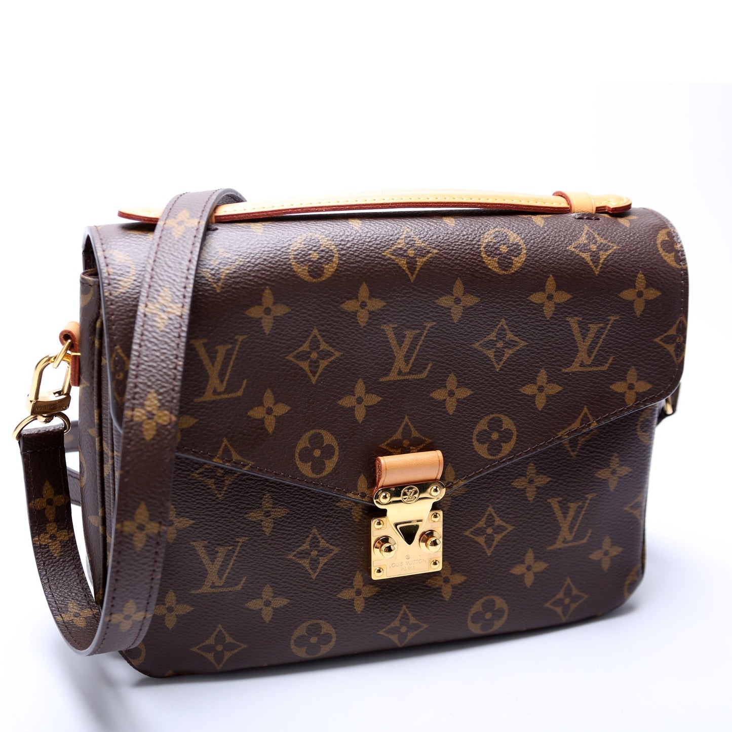 Louis Vuitton Pochette Metis Monogram