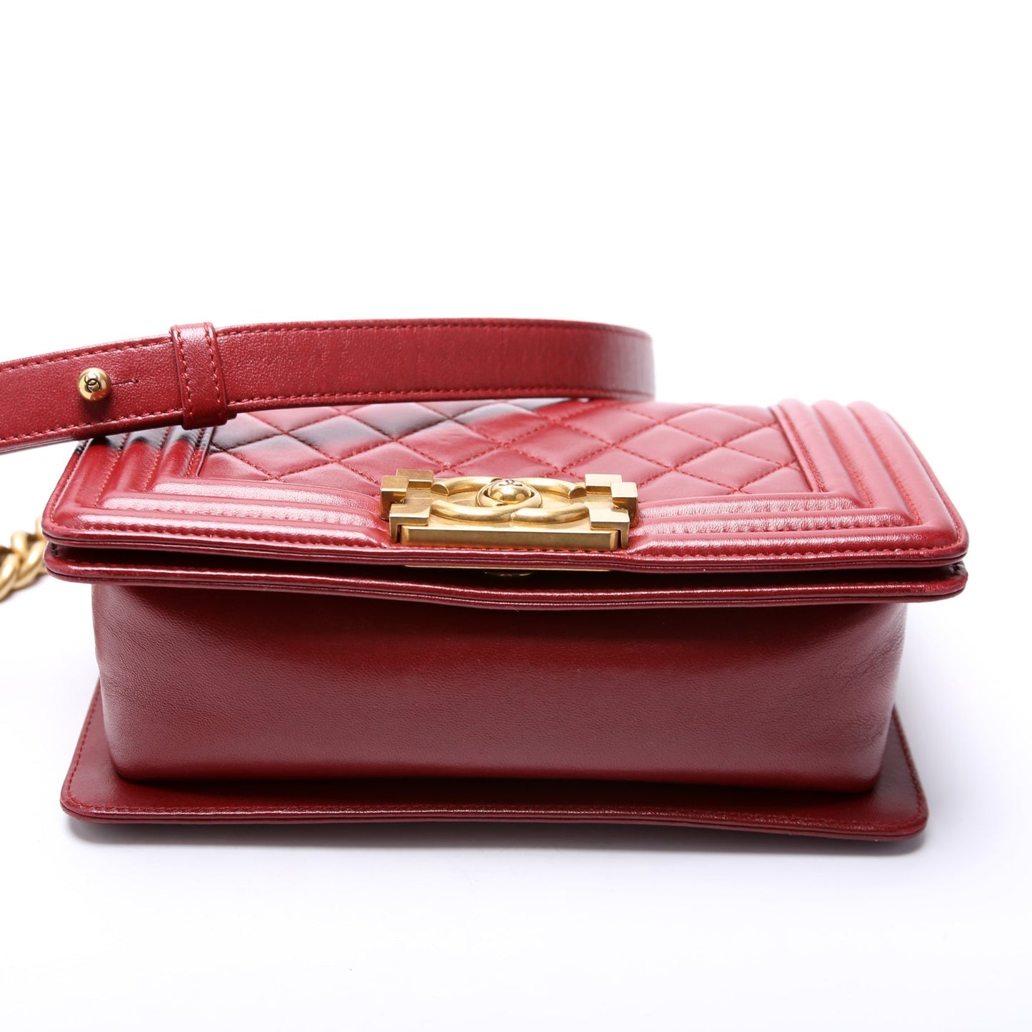 Chanel Boy Flap Small Lambskin 21-24M Bag