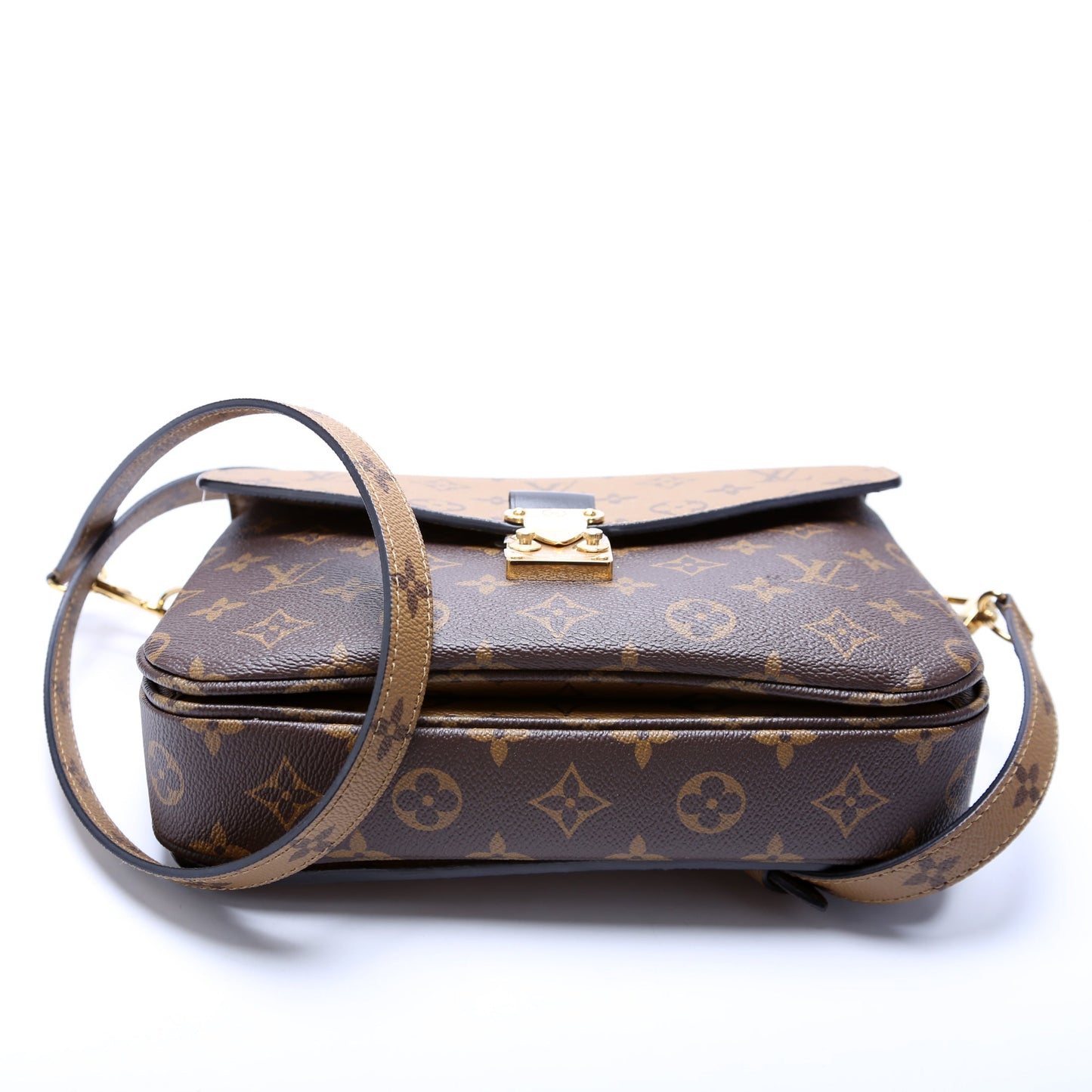 Louis Vuitton Pochette Metis Reverse Monogram