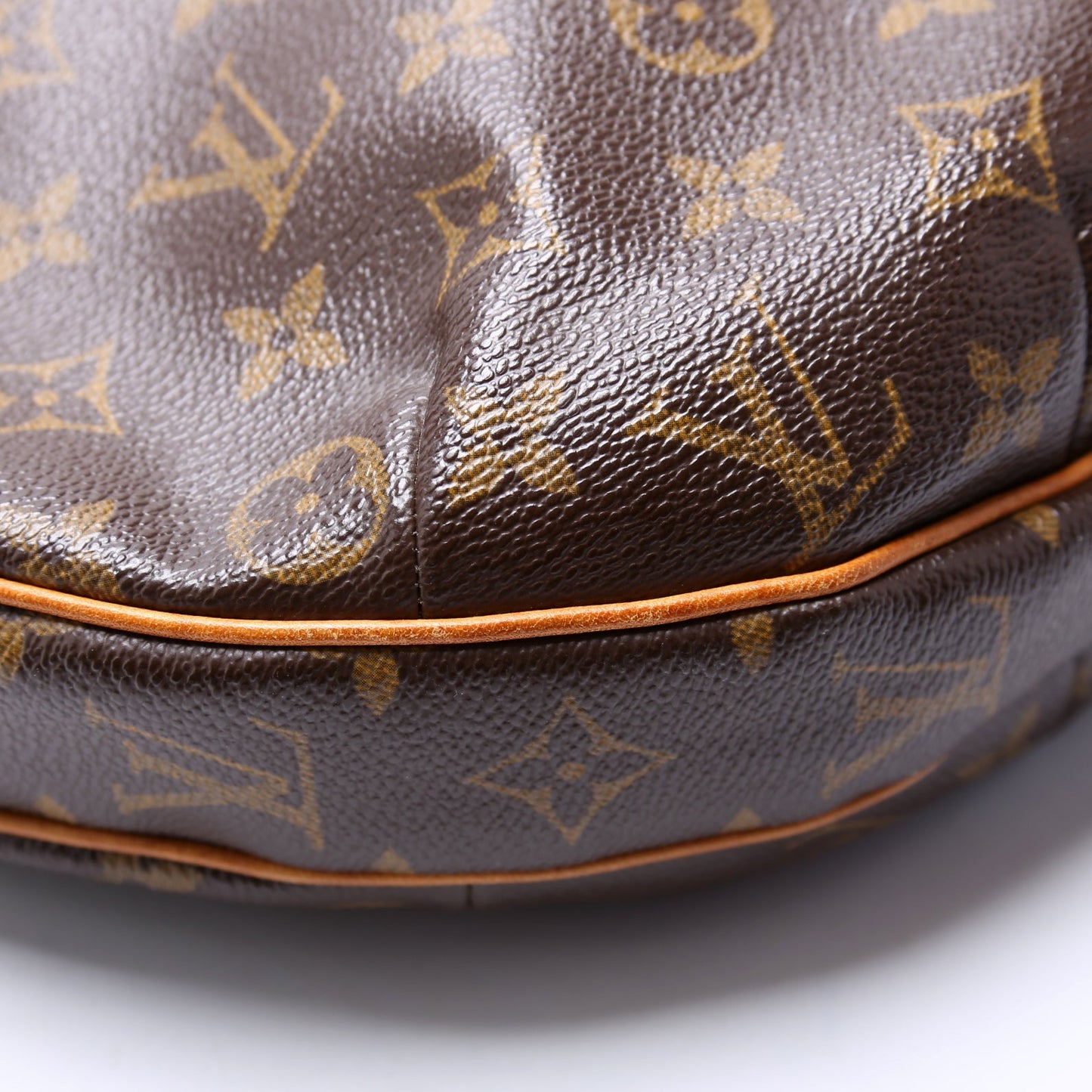 Louis Vuitton Croissant GM Monogram