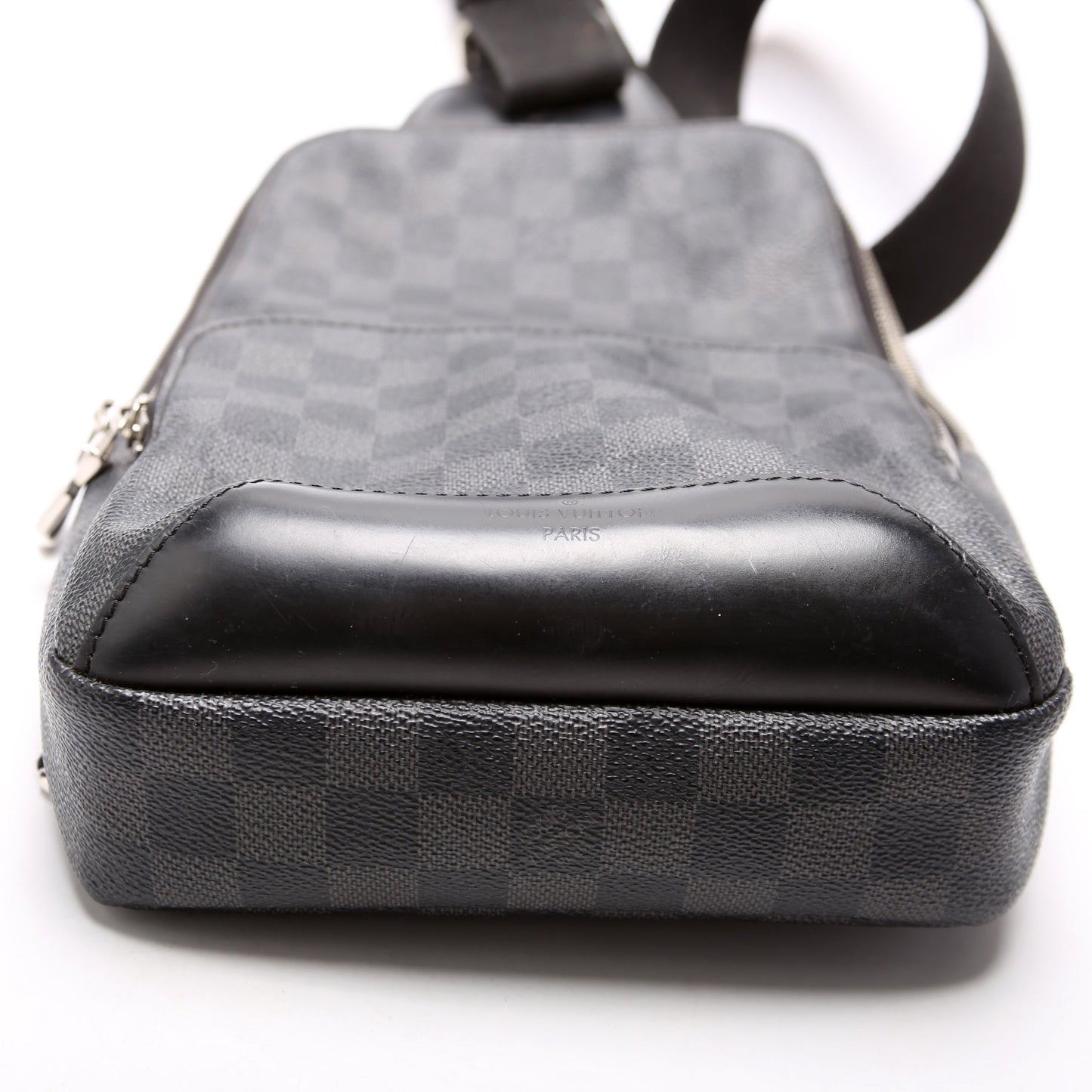 Louis Vuitton Avenue Sling Bag Damier Graphite