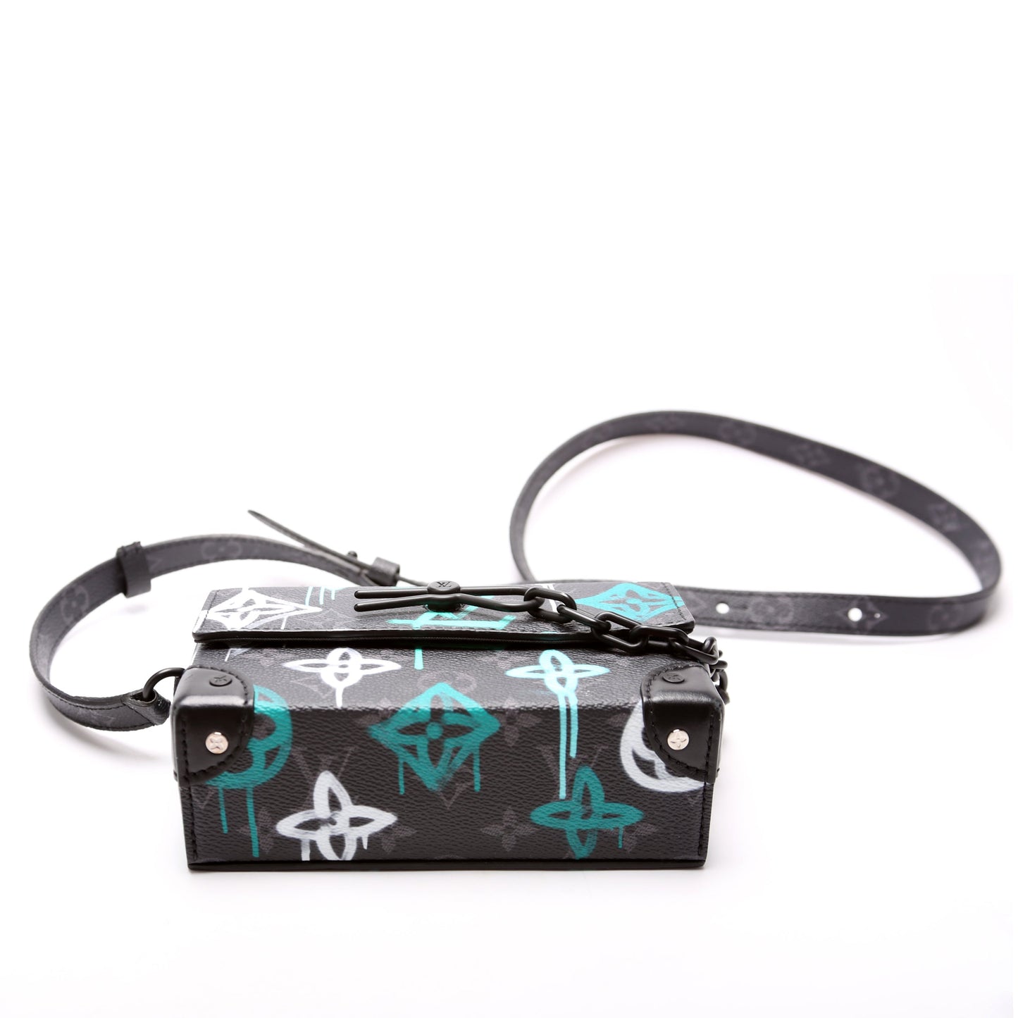 Louis Vuitton Steamer Wearable Wallet Monogram Eclipse Graffiti Black/Multi