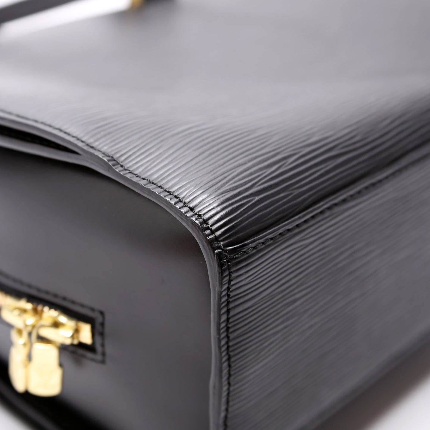 Louis Vuitton Pont Neuf Epi Vintage Black