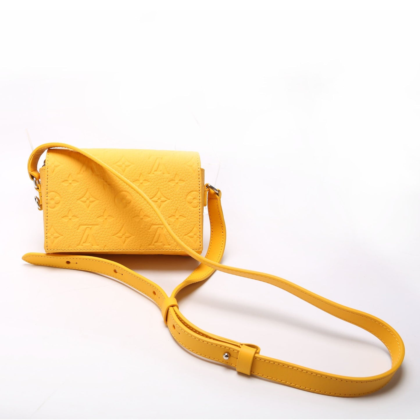 Louis Vuitton Steamer Wearable Wallet Taurillon Yellow