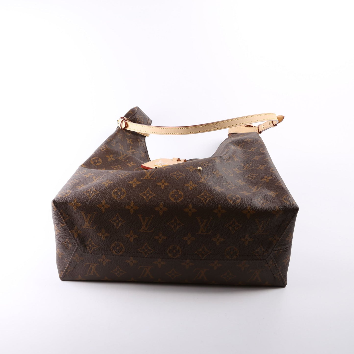 Louis Vuitton Atlantis GM Monogram
