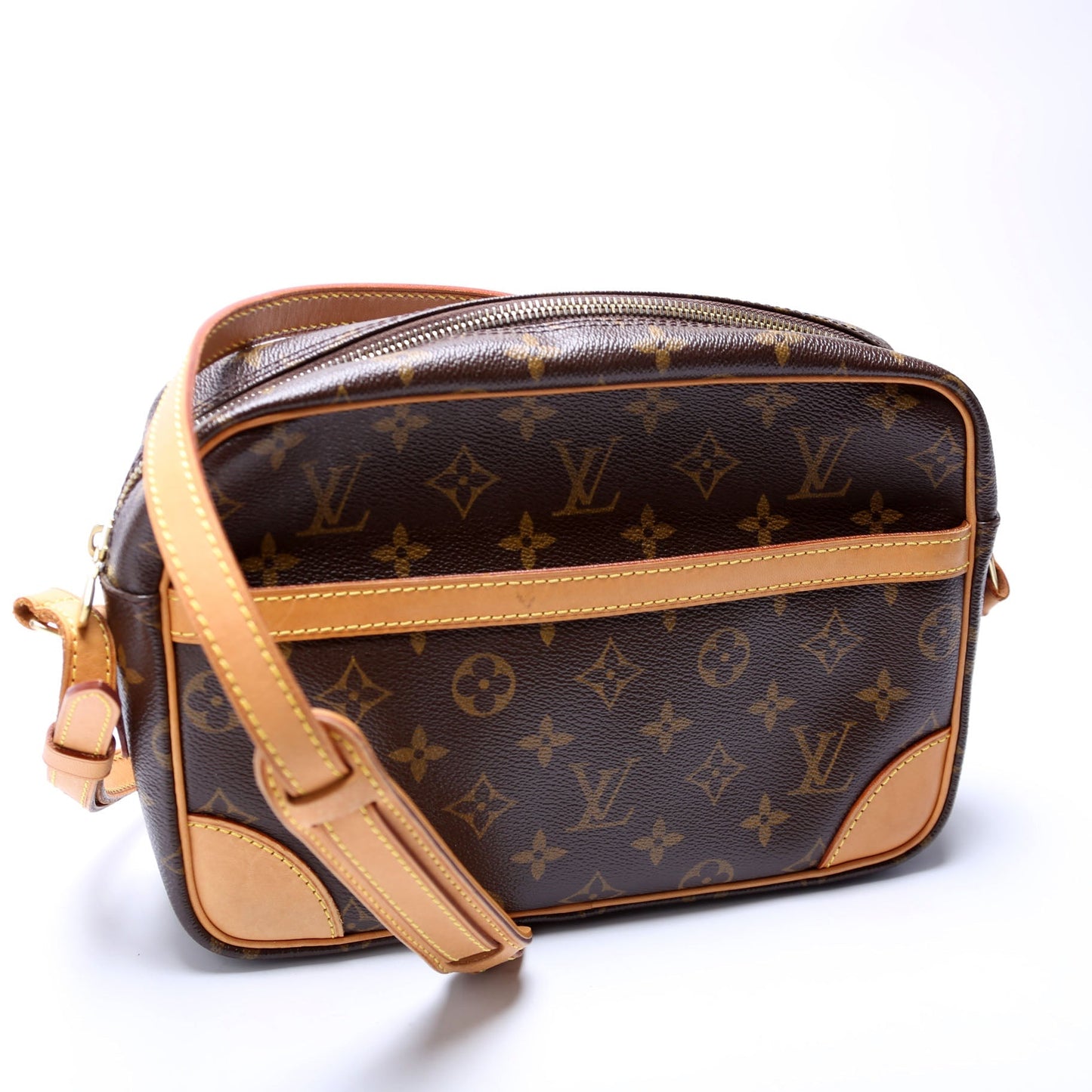 Louis Vuitton Trocadero 27 Monogram
