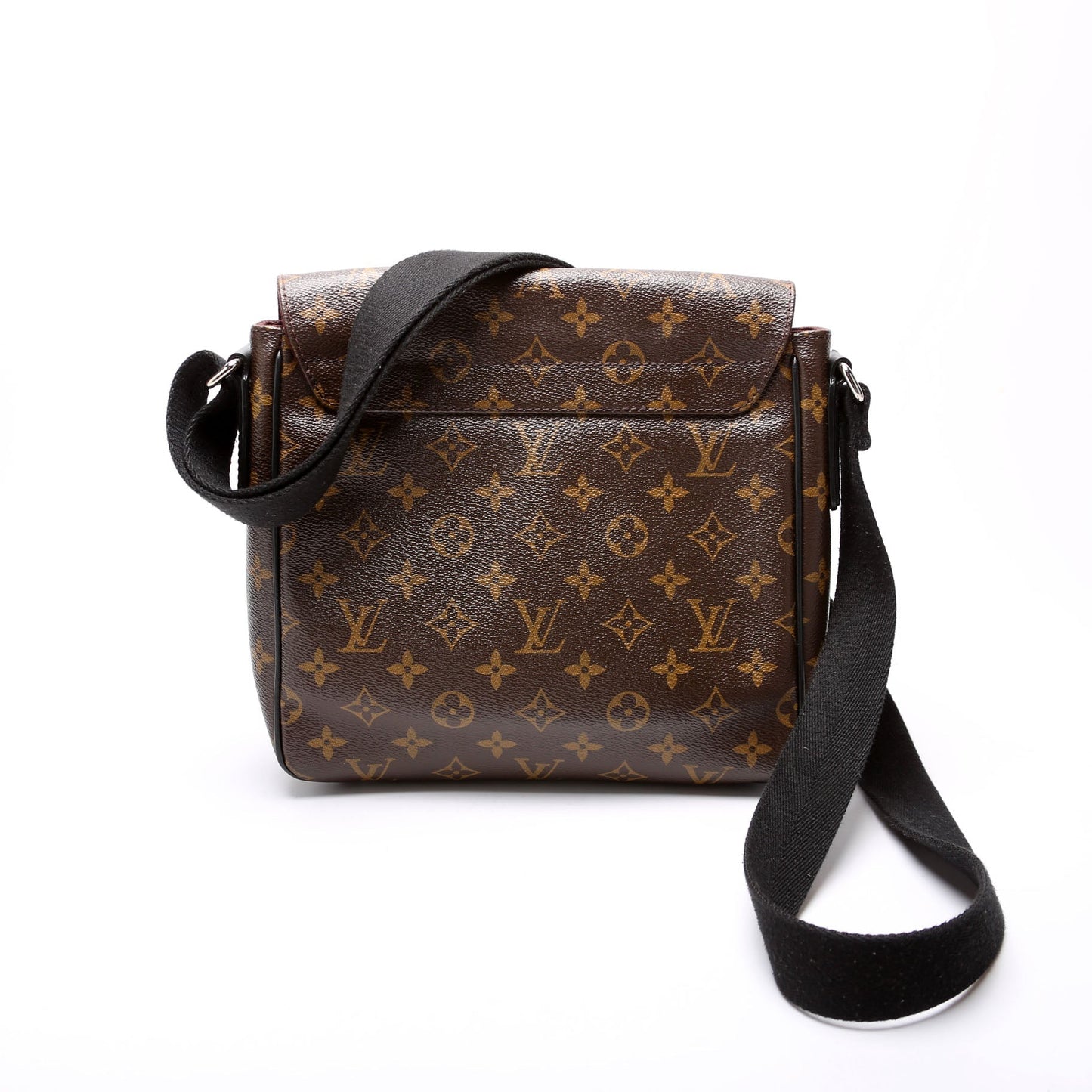 Louis Vuitton District PM Monogram