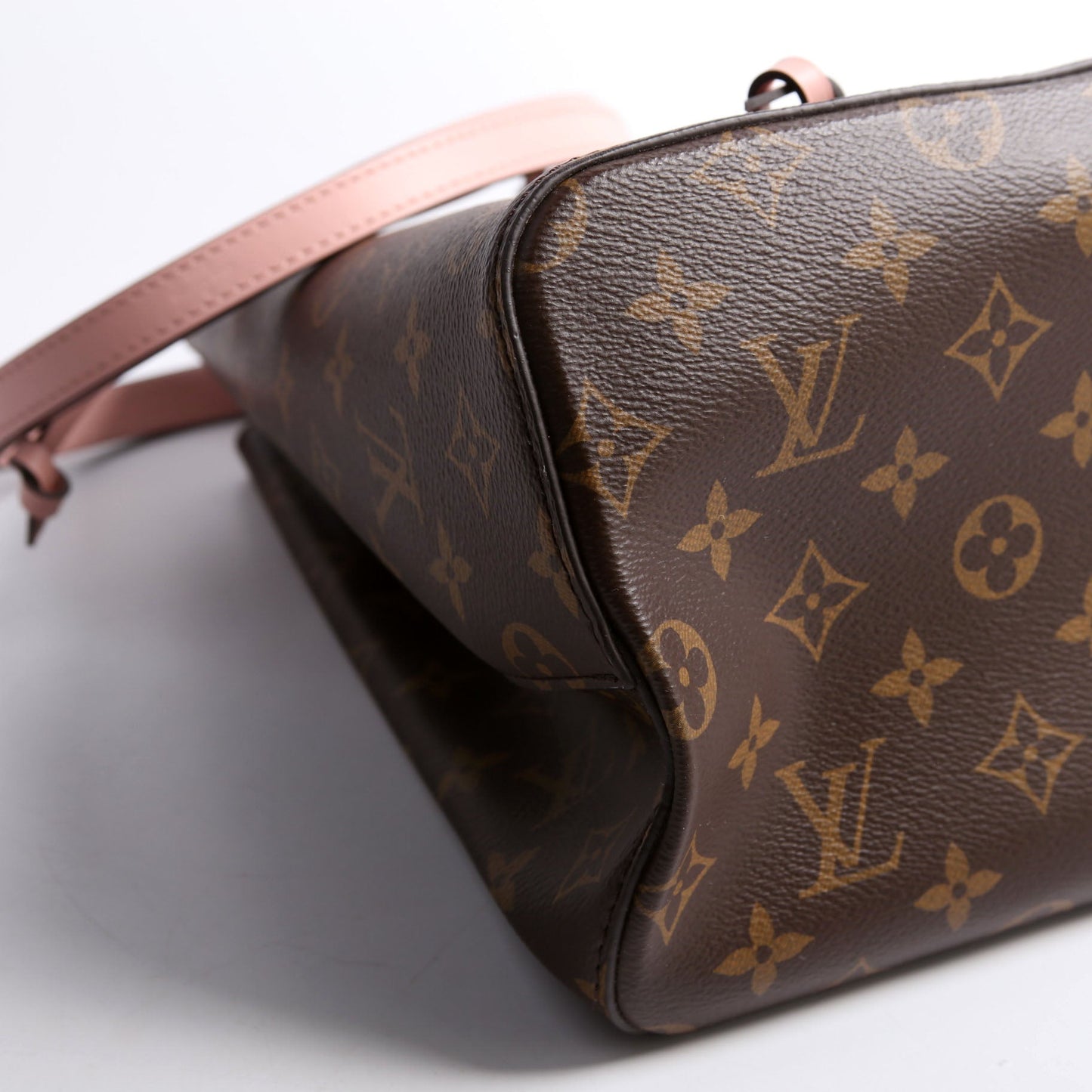 Louis Vuitton NeoNoe Monogram Pink