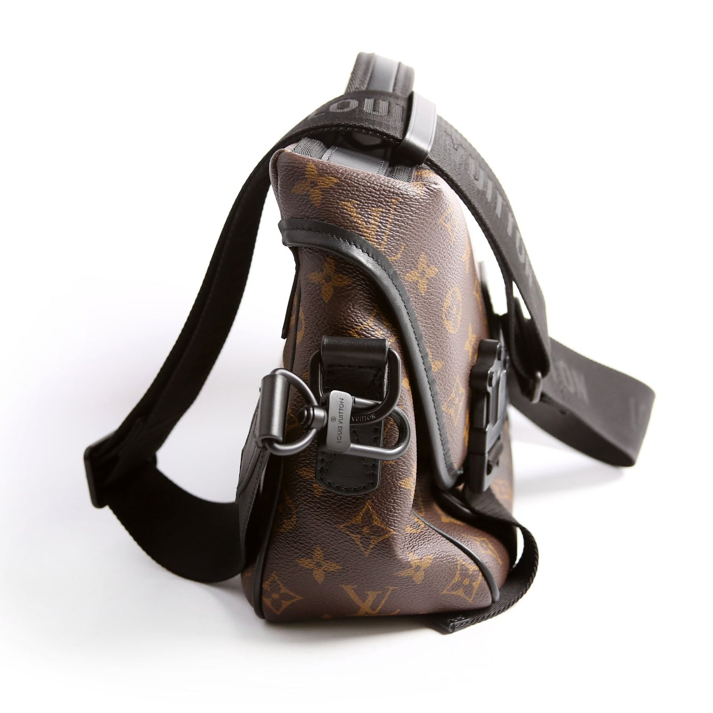 Louis Vuitton  Trail Messenger Macassar Monogram Black