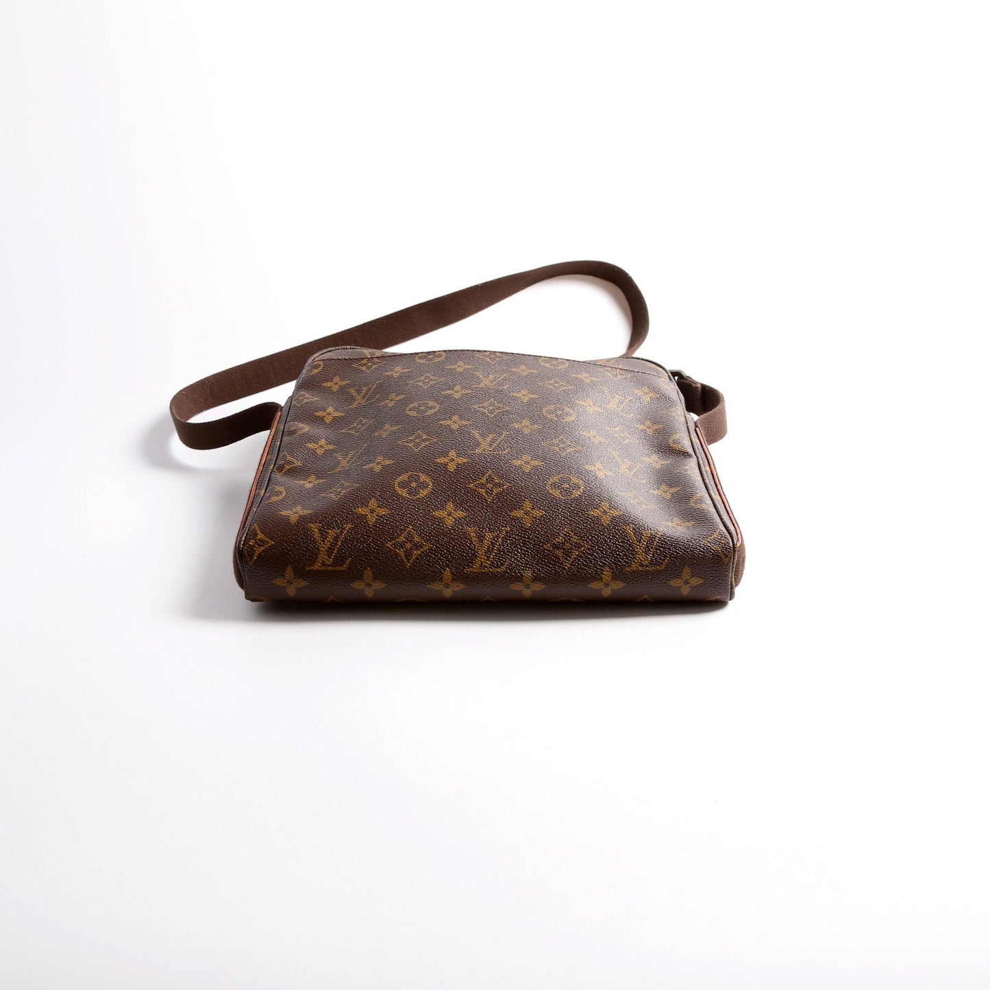 Louis Vuitton Trotteur Beaubourg Monogram